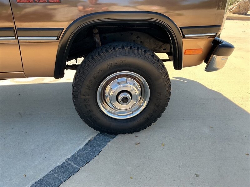 1991 Dodge RAM W350 SE