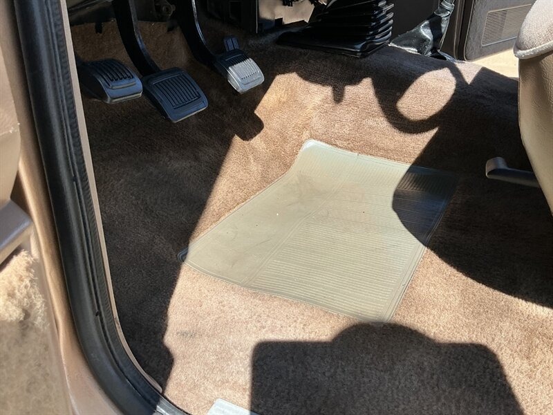 1991 Dodge RAM W350 SE