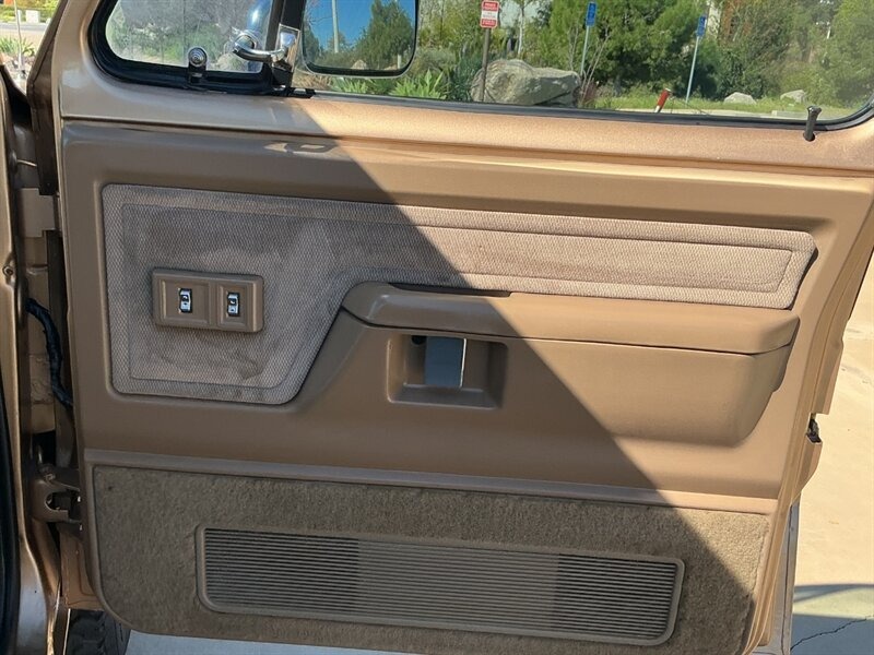 1991 Dodge RAM W350 SE