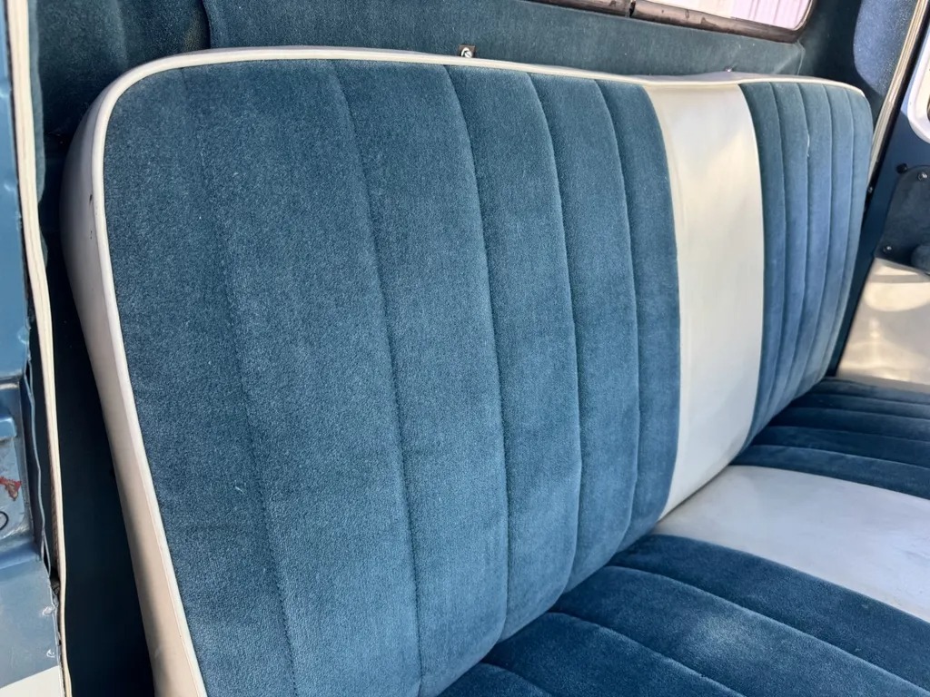 1962 Willys Jeep Pickup