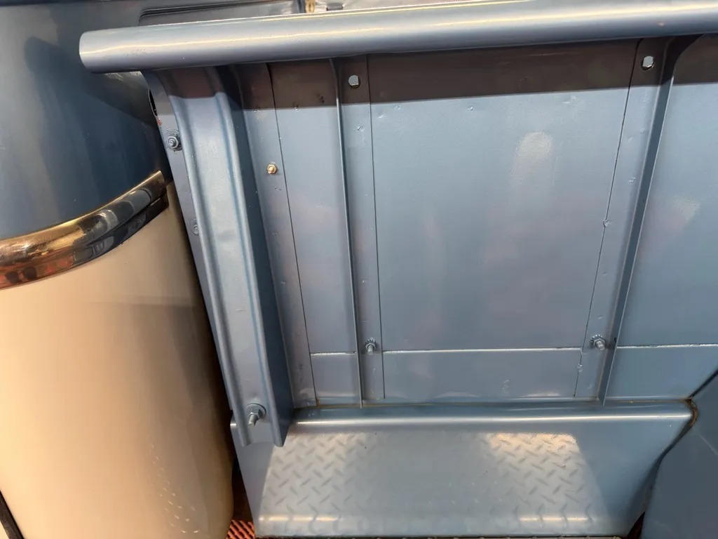 1962 Willys Jeep Pickup