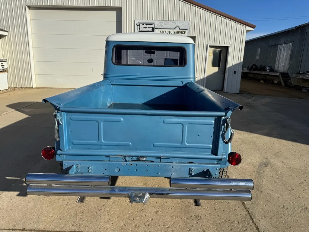 1962 Willys Jeep Pickup
