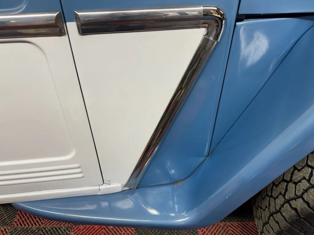 1962 Willys Jeep Pickup