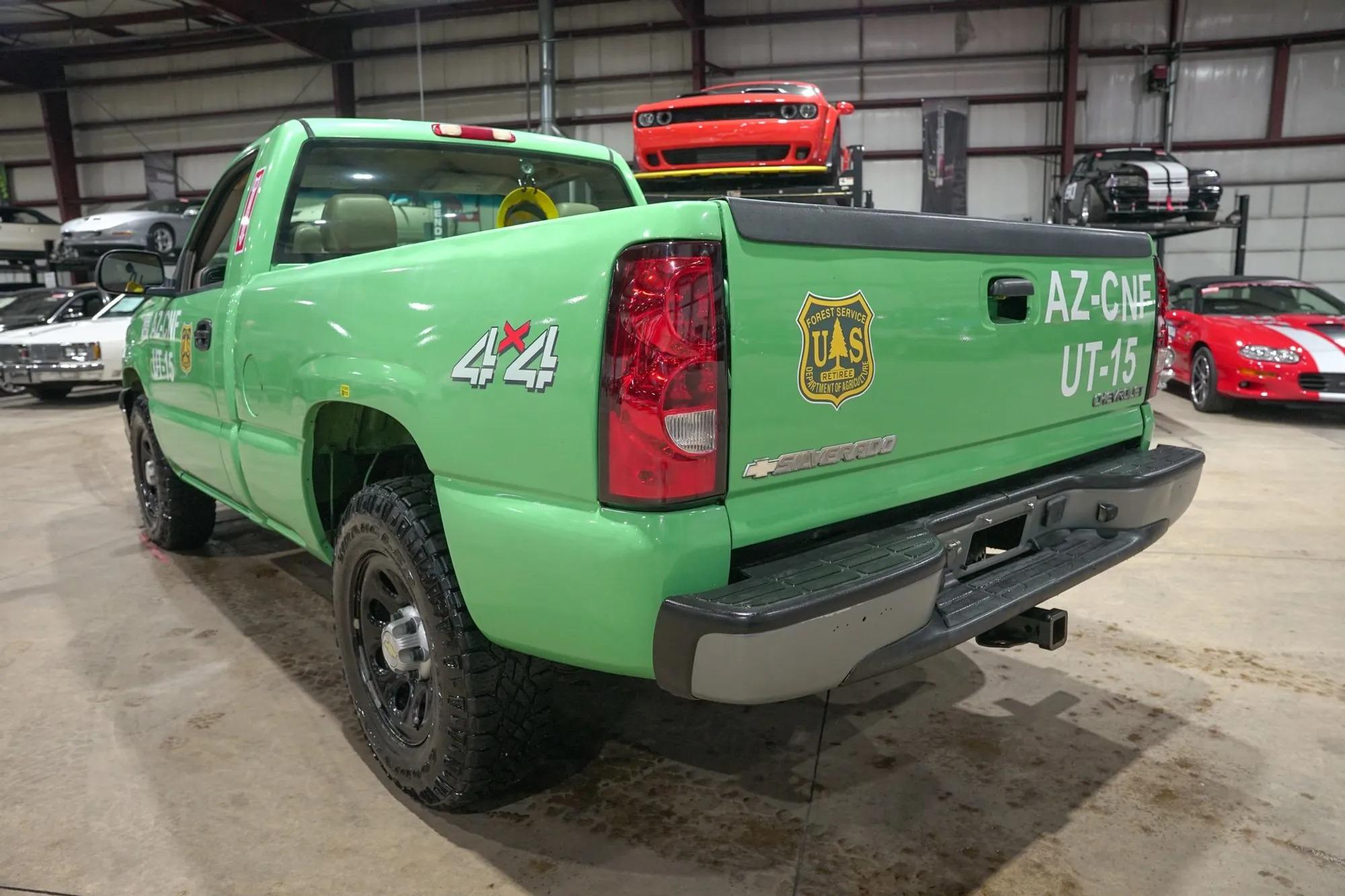 2004 Chevrolet Silverado Forest Reserve - 5