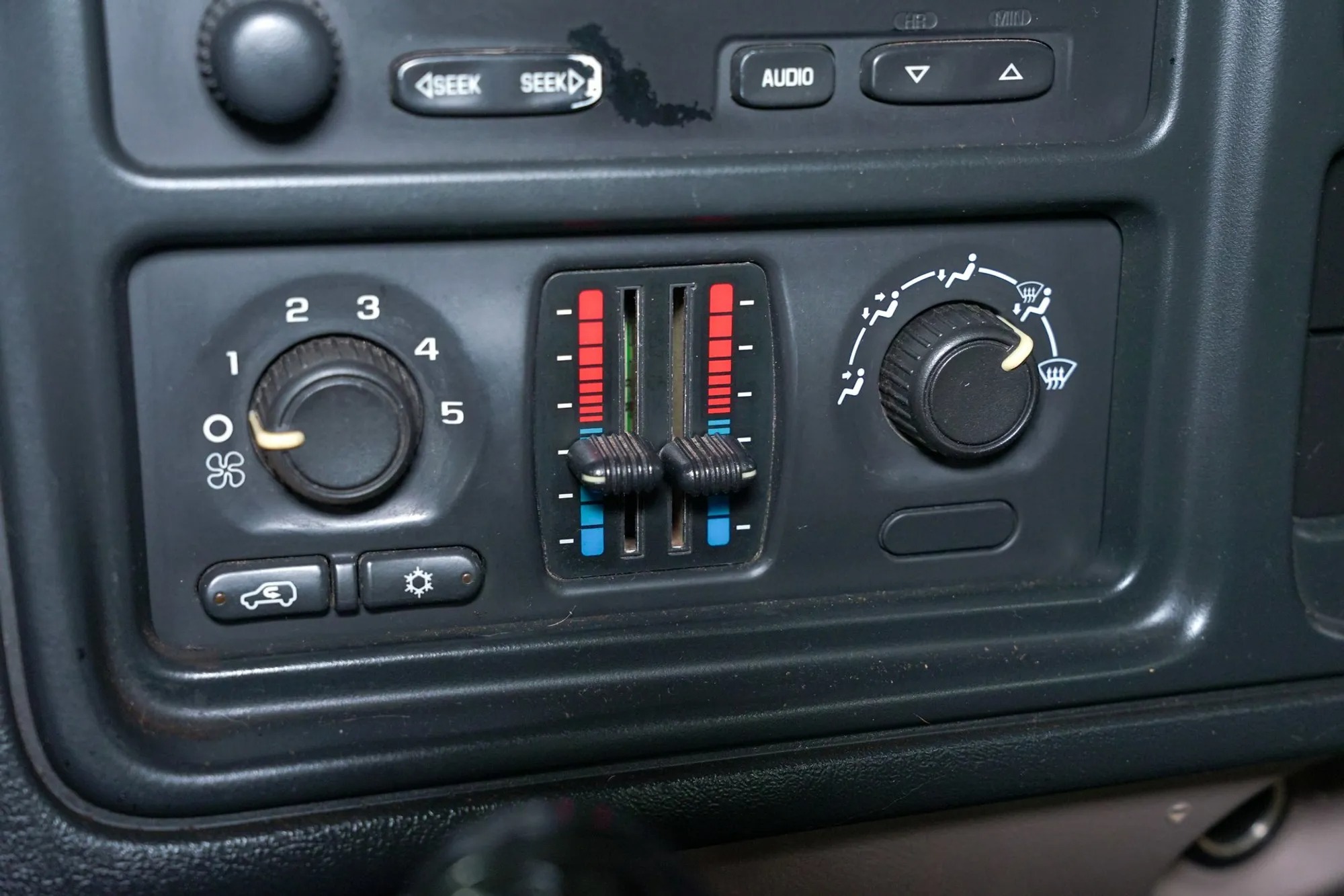 2004 Chevrolet Silverado Forest Reserve