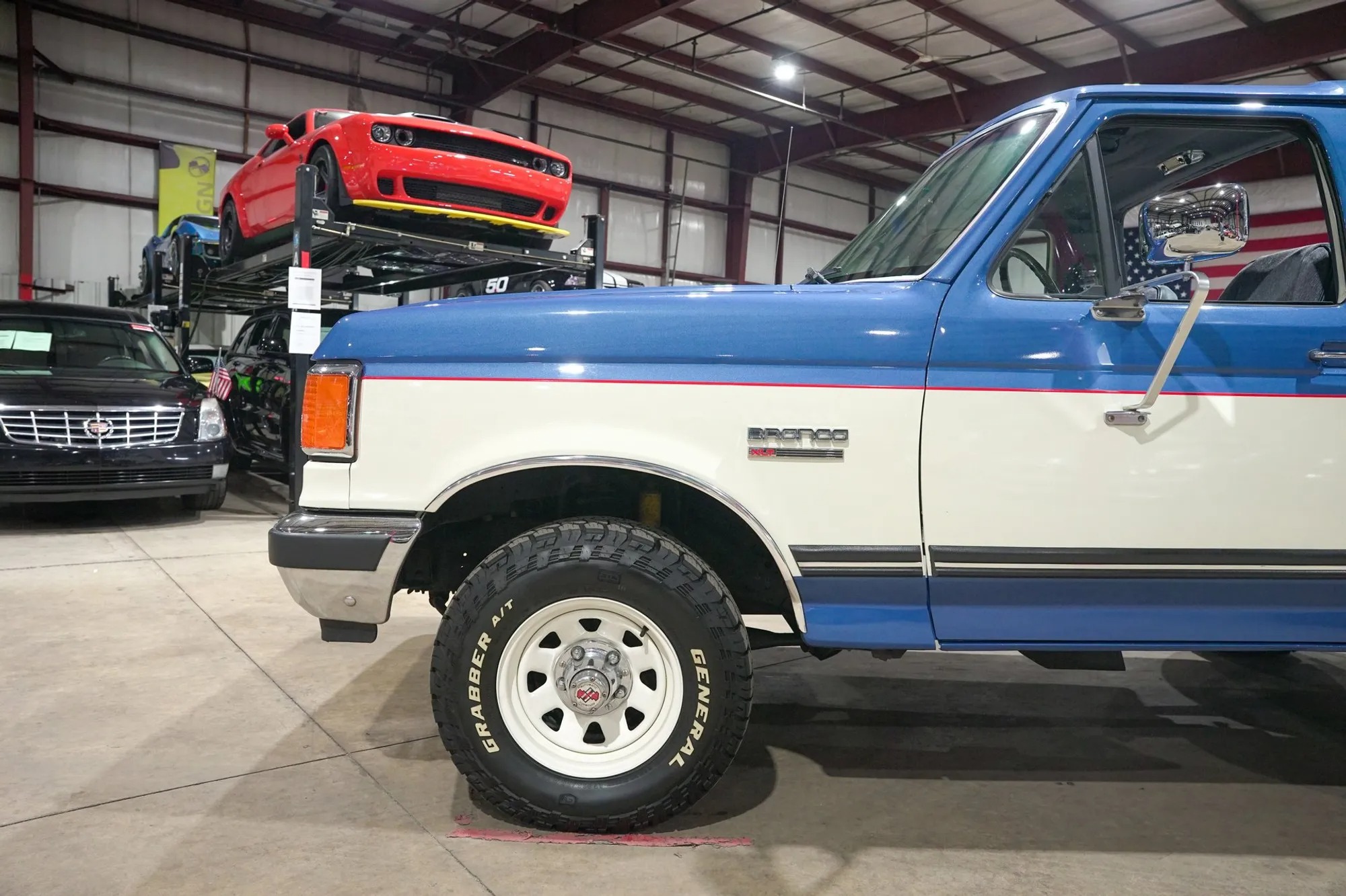 1991 Ford Bronco XLT - 4