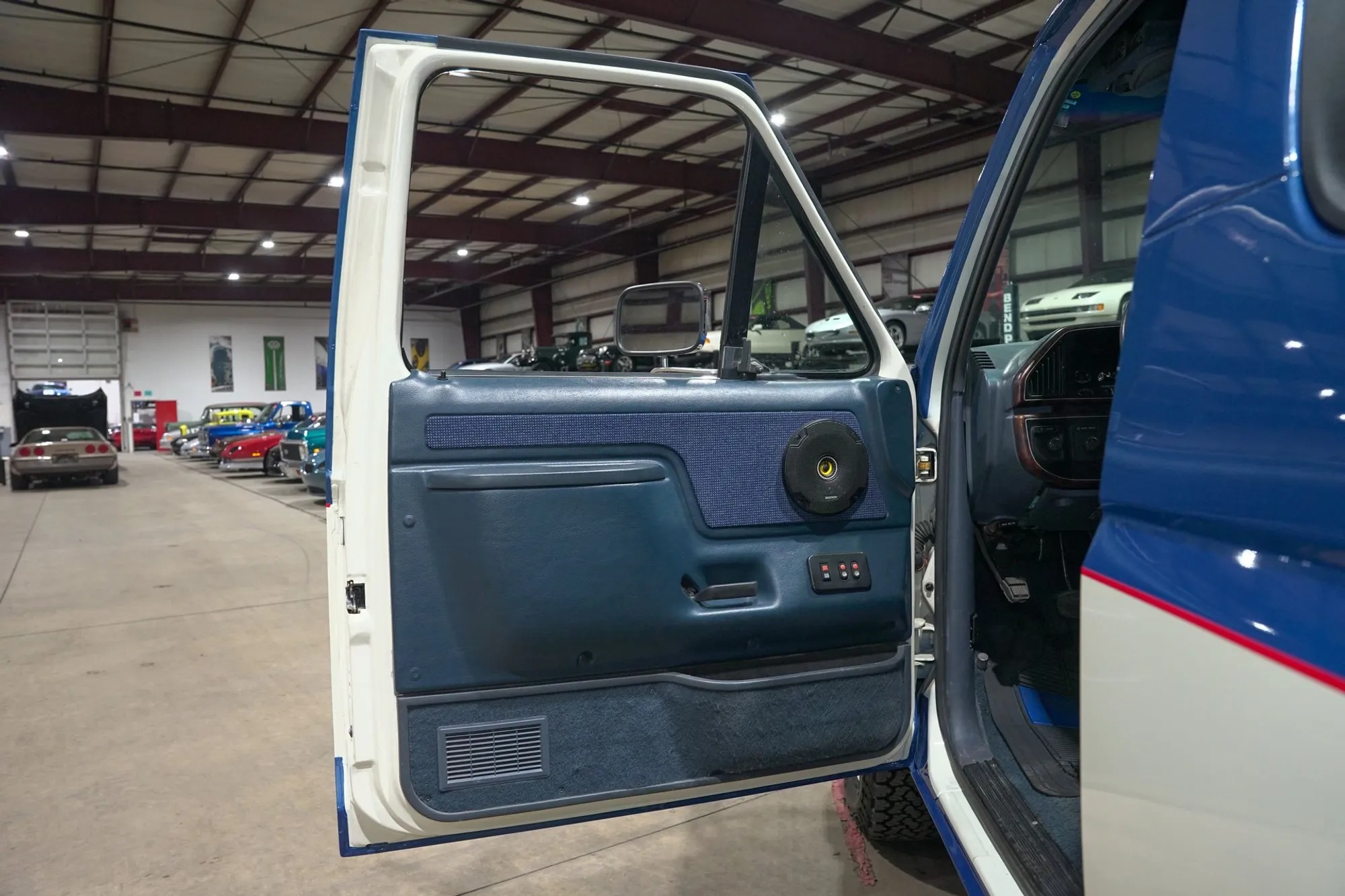 1991 Ford Bronco XLT