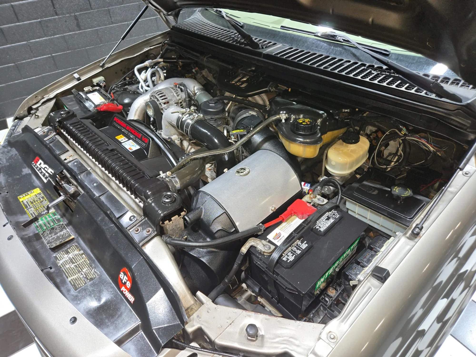 2005 Ford Excursion Limited