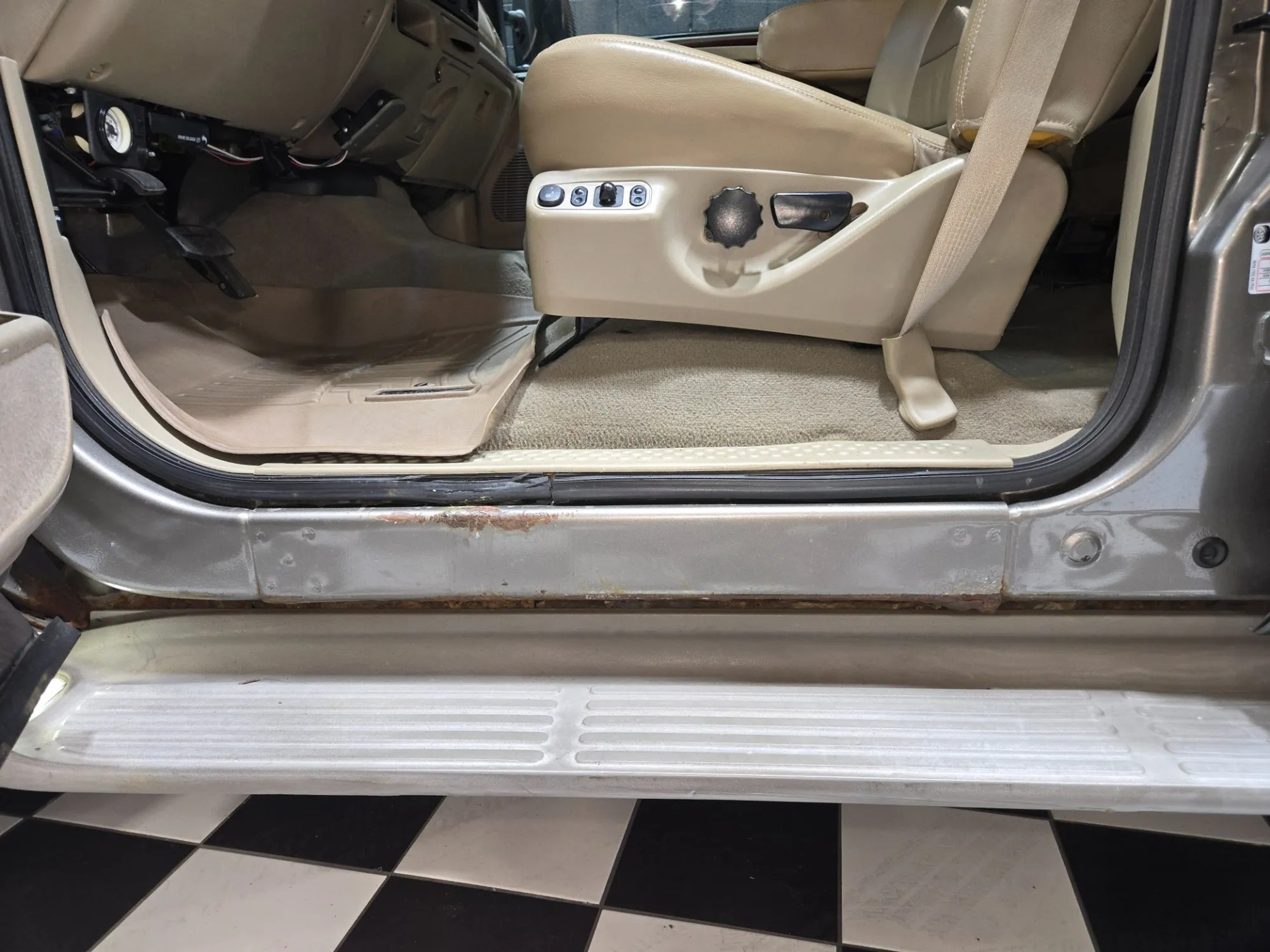 2005 Ford Excursion Limited