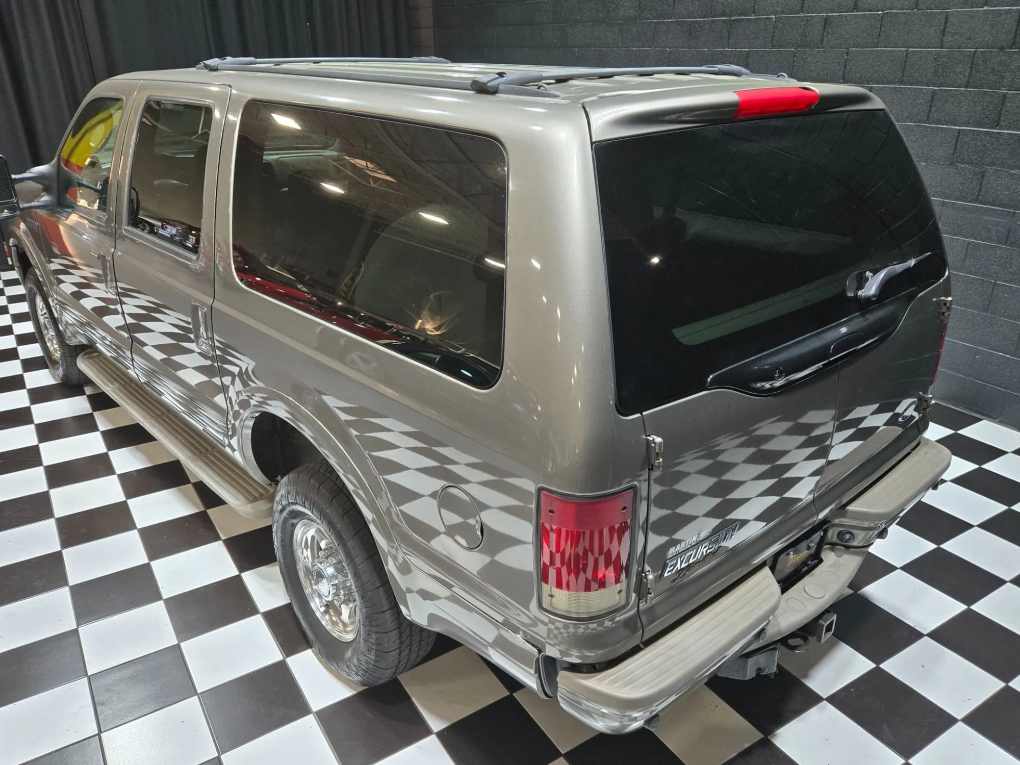 2005 Ford Excursion Limited