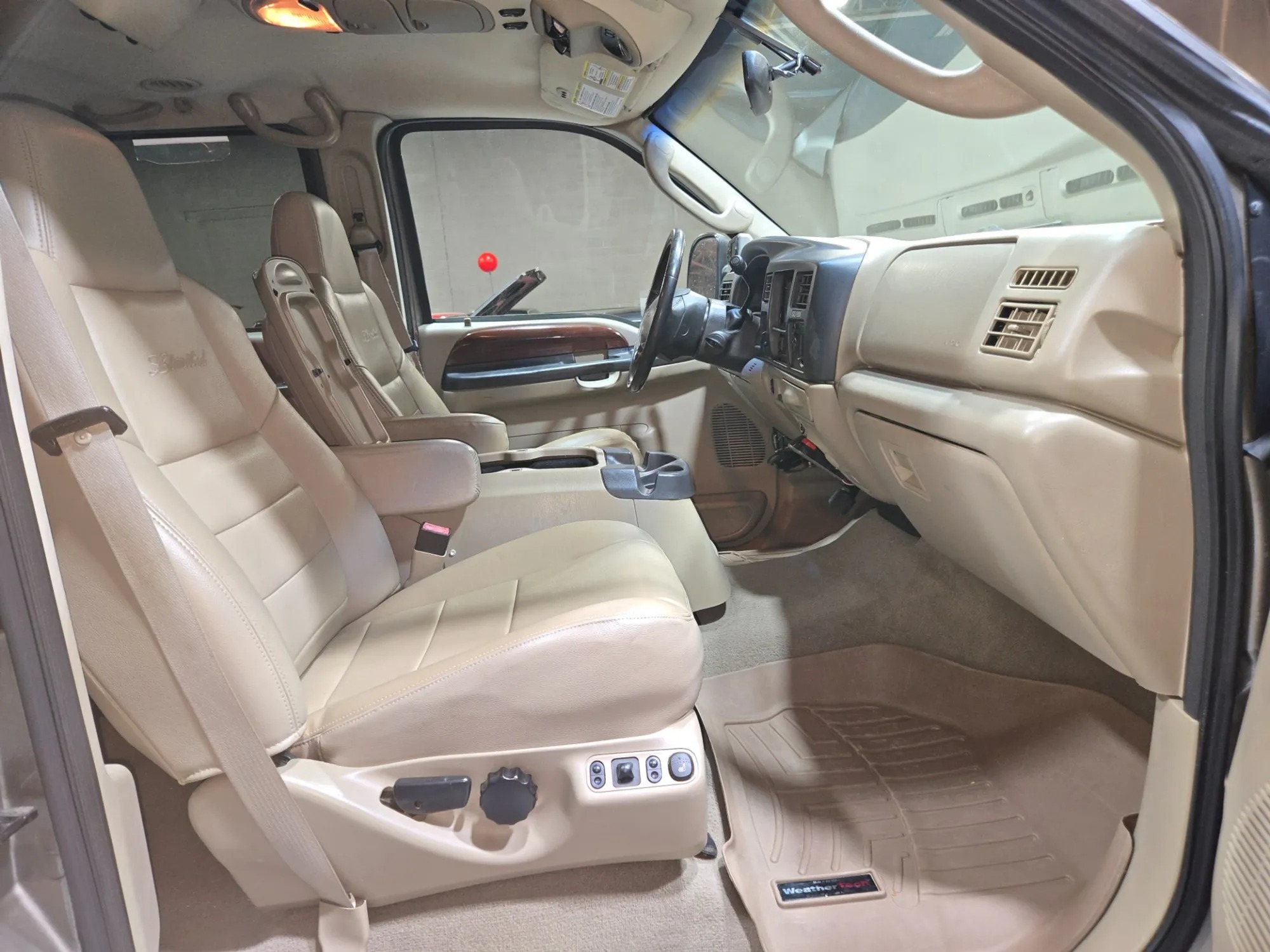 2005 Ford Excursion Limited