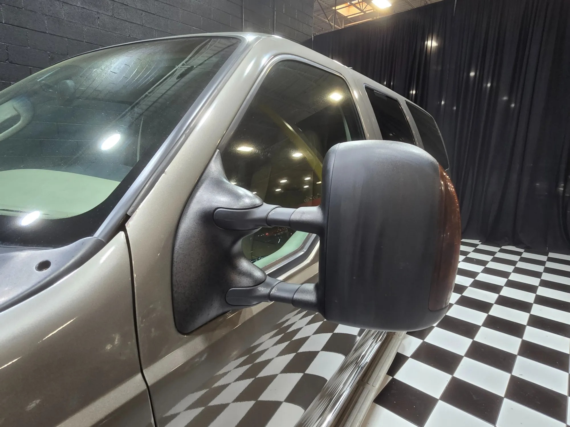 2005 Ford Excursion Limited