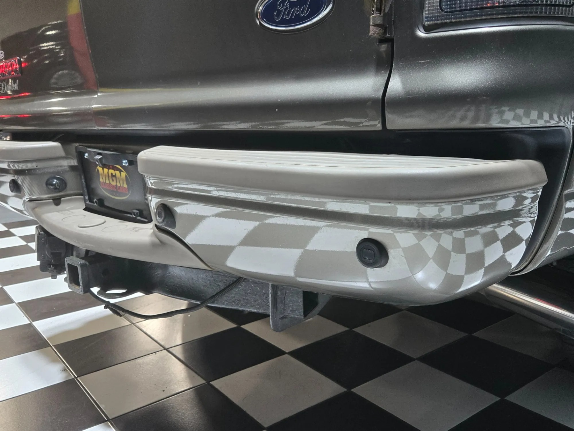 2005 Ford Excursion Limited