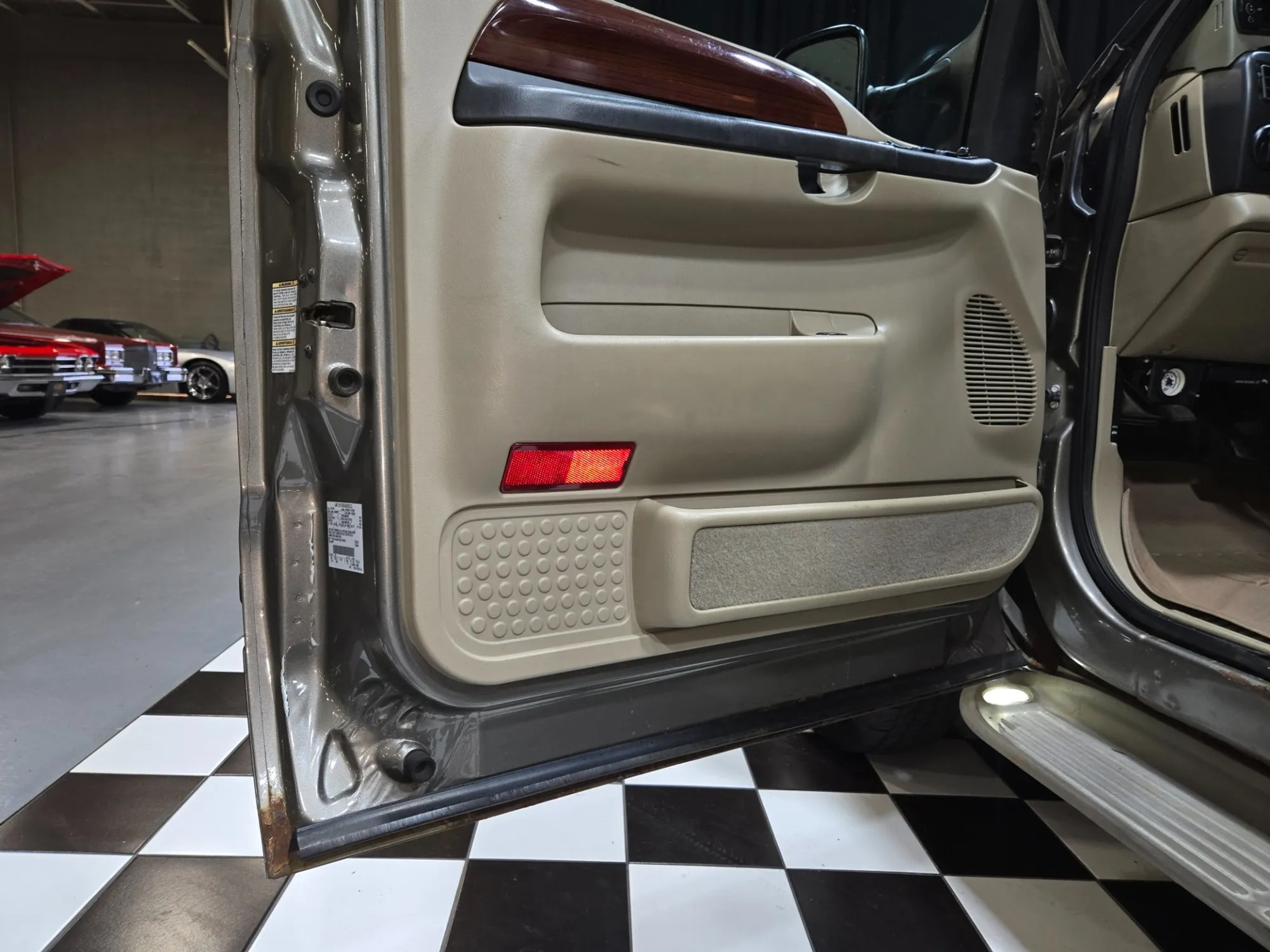 2005 Ford Excursion Limited