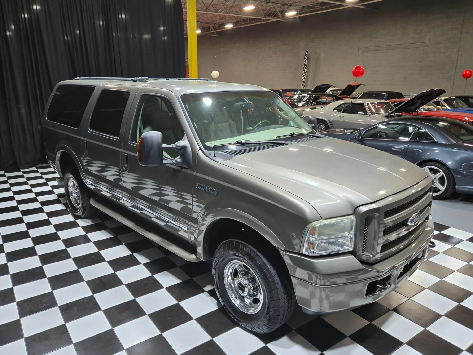 2005 Ford Excursion Limited