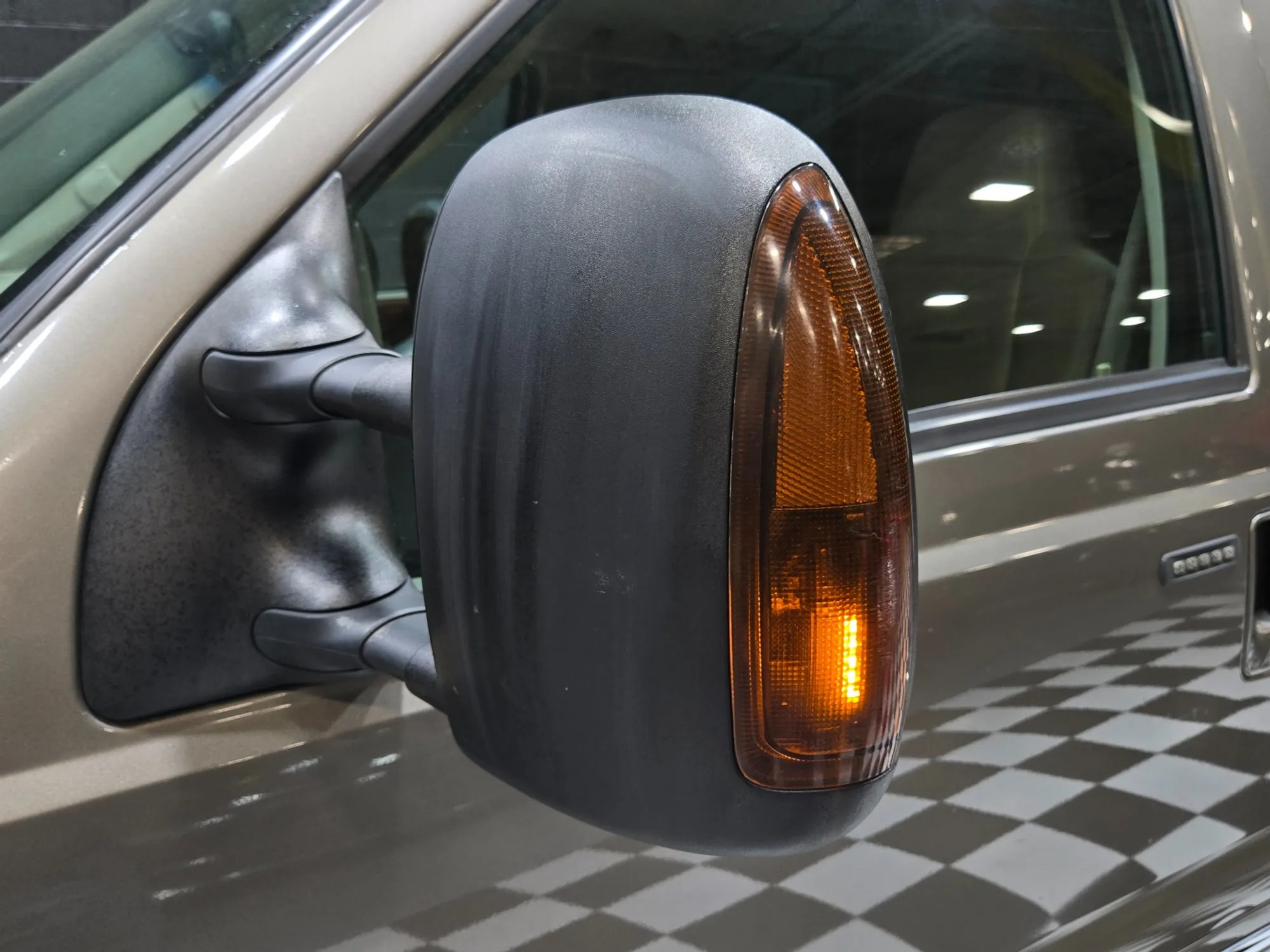 2005 Ford Excursion Limited