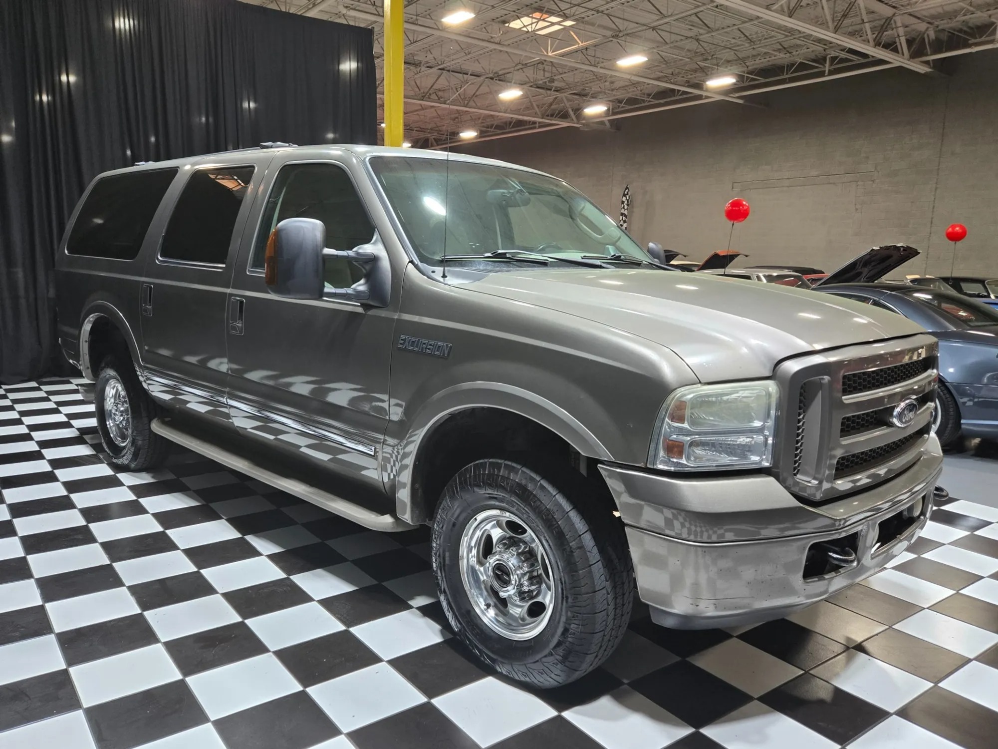 2005 Ford Excursion Limited