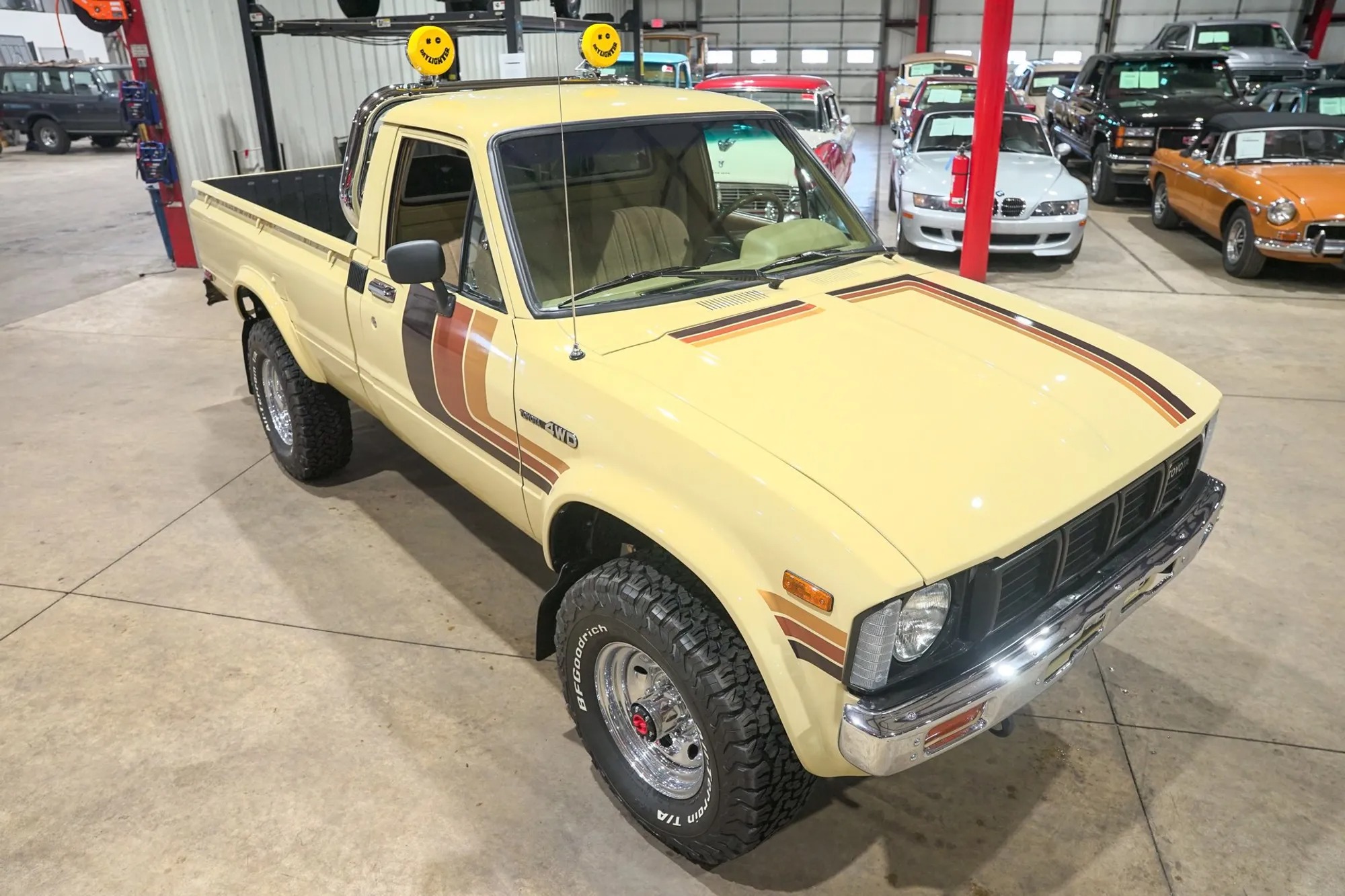 1980 Toyota Pickup Deluxe - 2