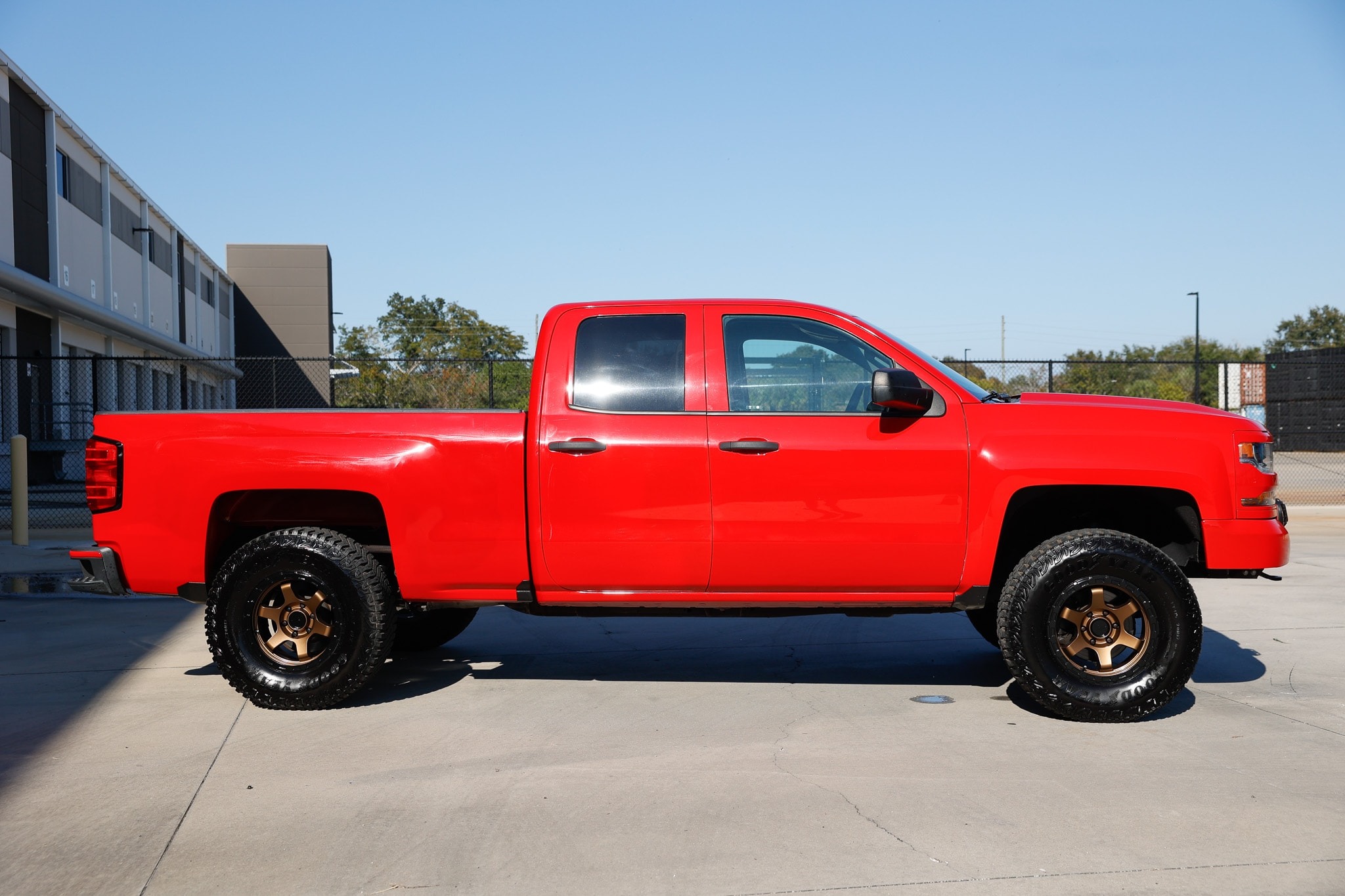 2019 Chevrolet Silverado 1500 LD Custom - 3