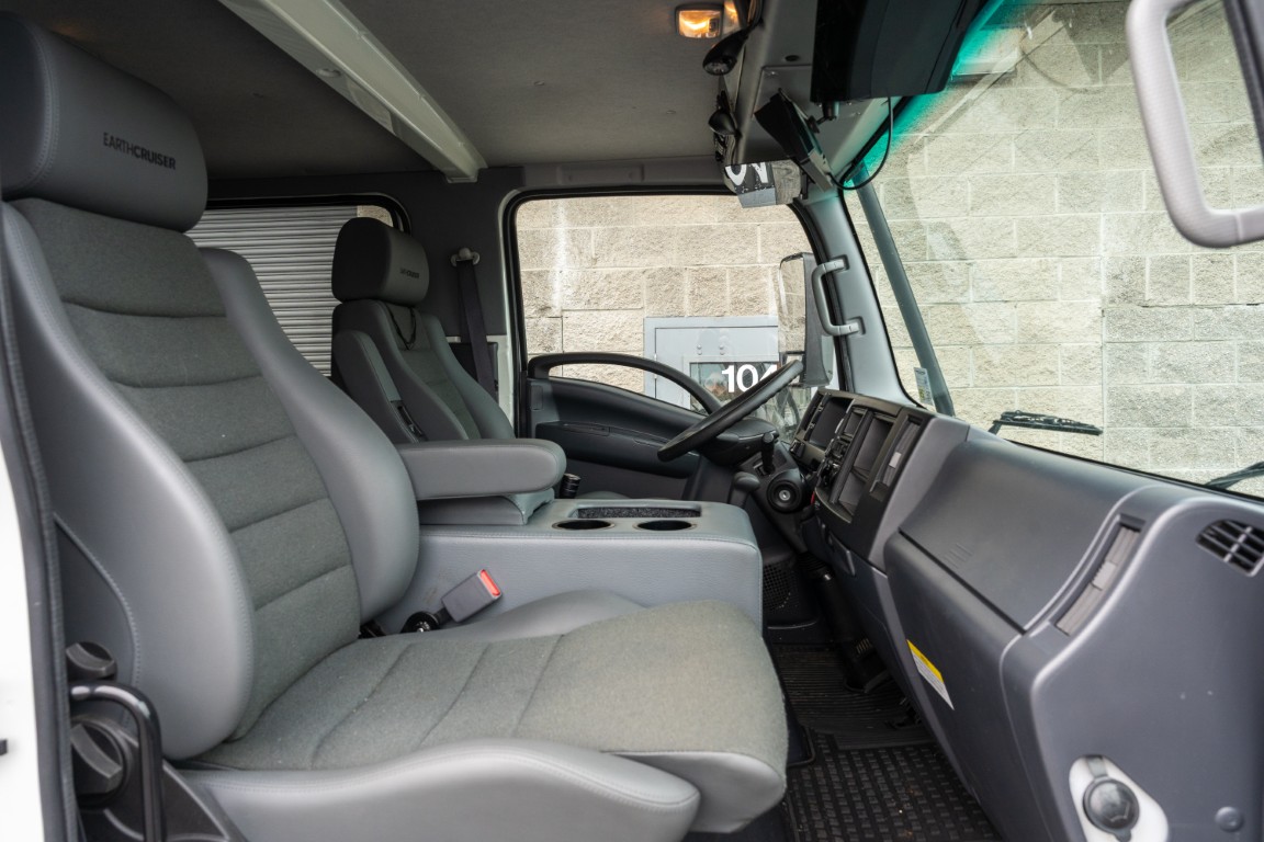 2024 EarthCruiser EXP