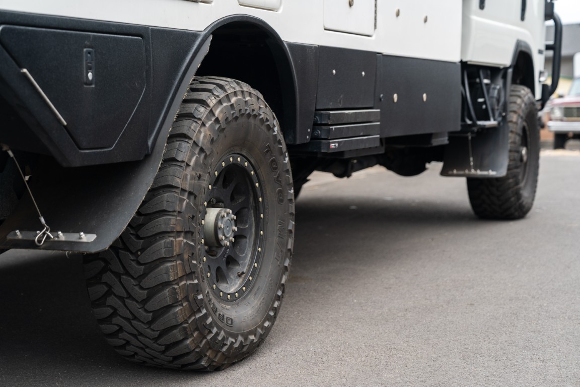 2024 EarthCruiser EXP