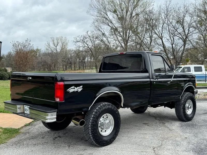 1997 Ford F-350 XLT - 5