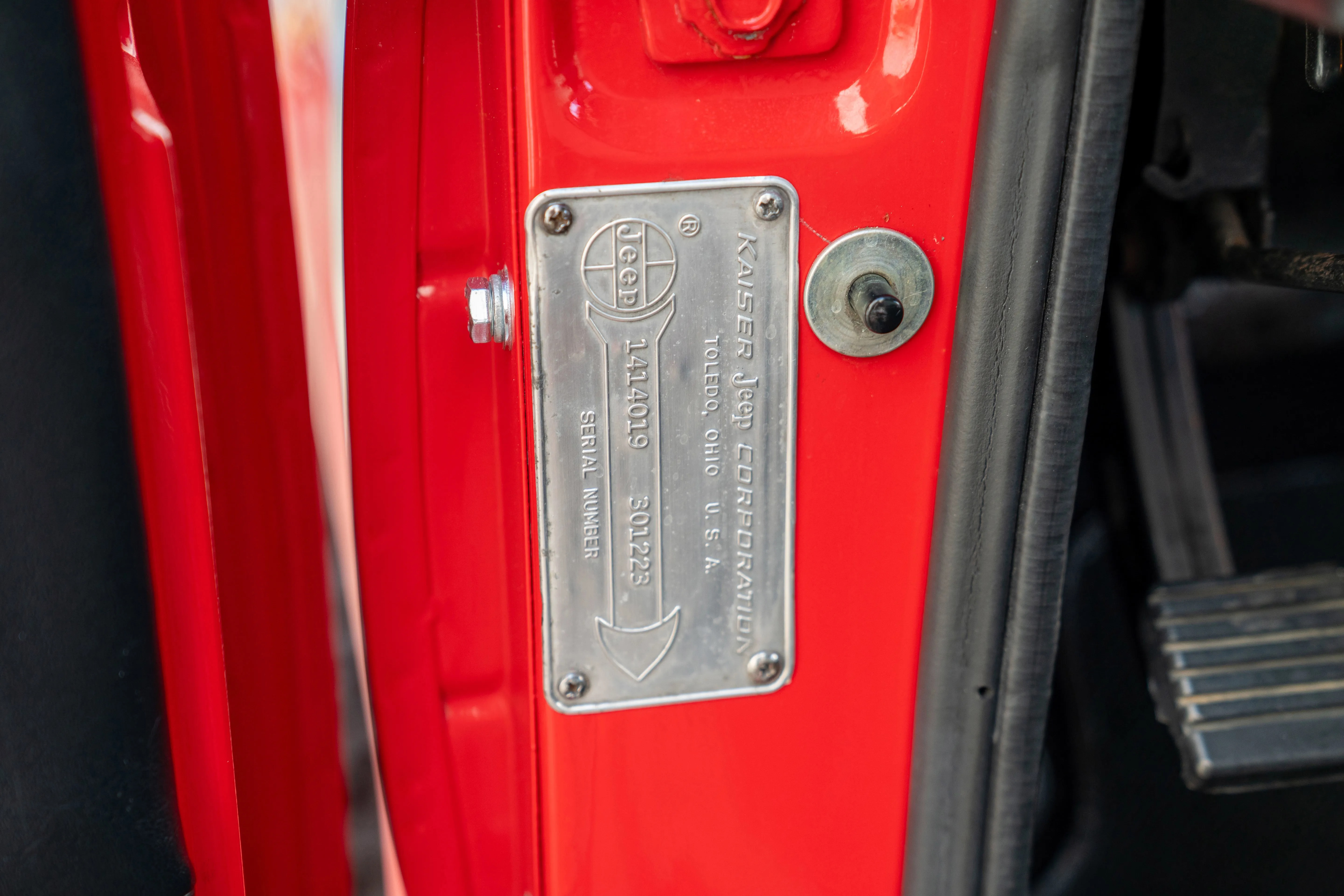 1968 Jeep Wagoneer - 4