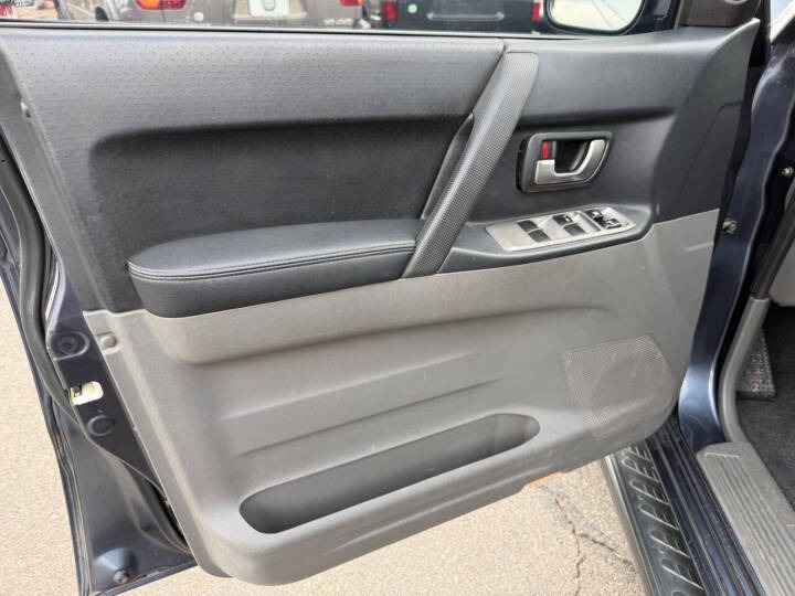 2006 Mitsubishi Montero Limited