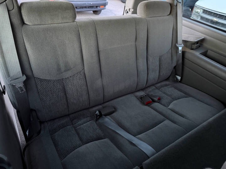 2005 Chevrolet Suburban 1500 LS