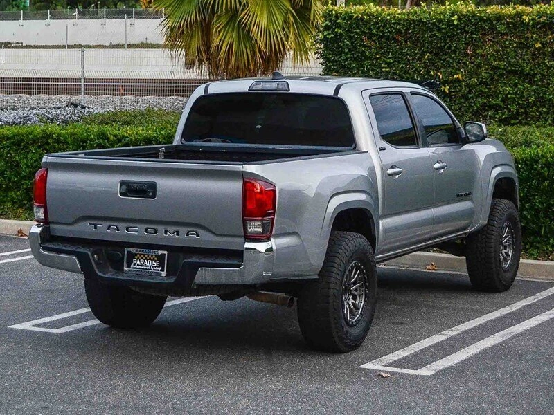 2018 Toyota Tacoma SR5 - 3
