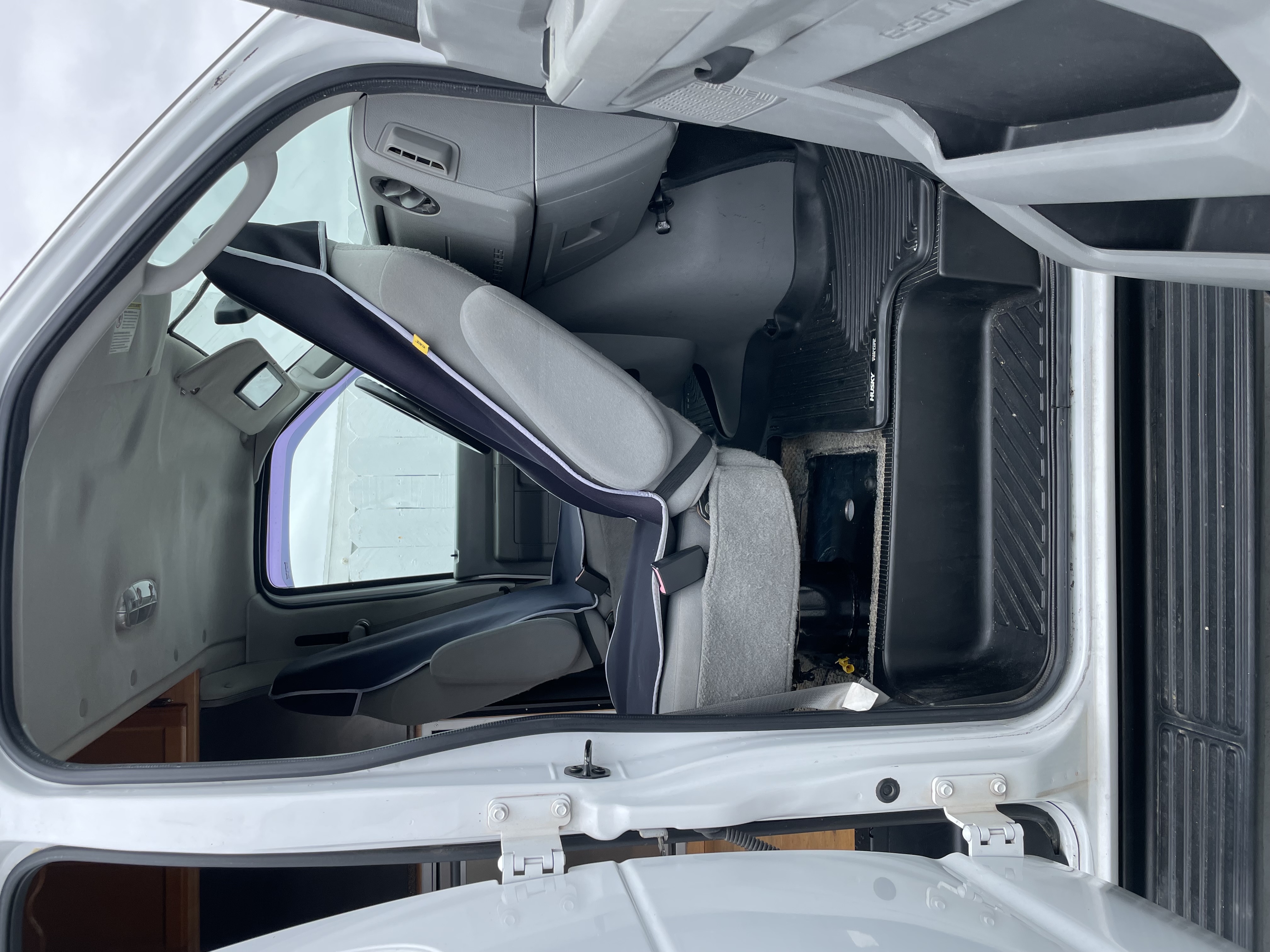 2010 Ford E-250 Majestic Leisure Craft Tourer