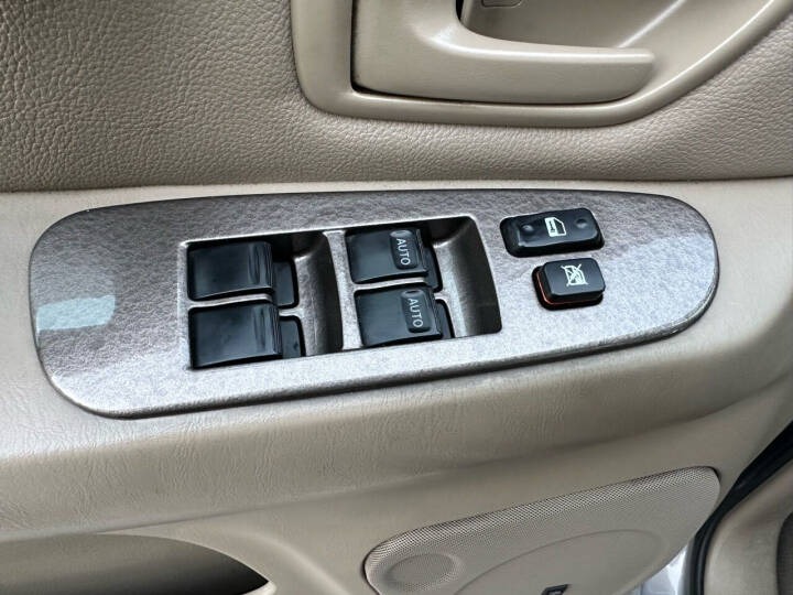 2002 Toyota Sequoia Limited