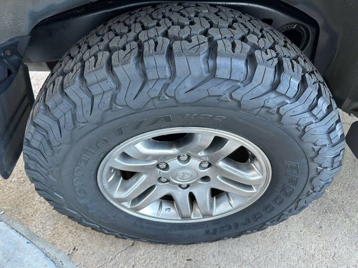 2002 Toyota Sequoia Limited