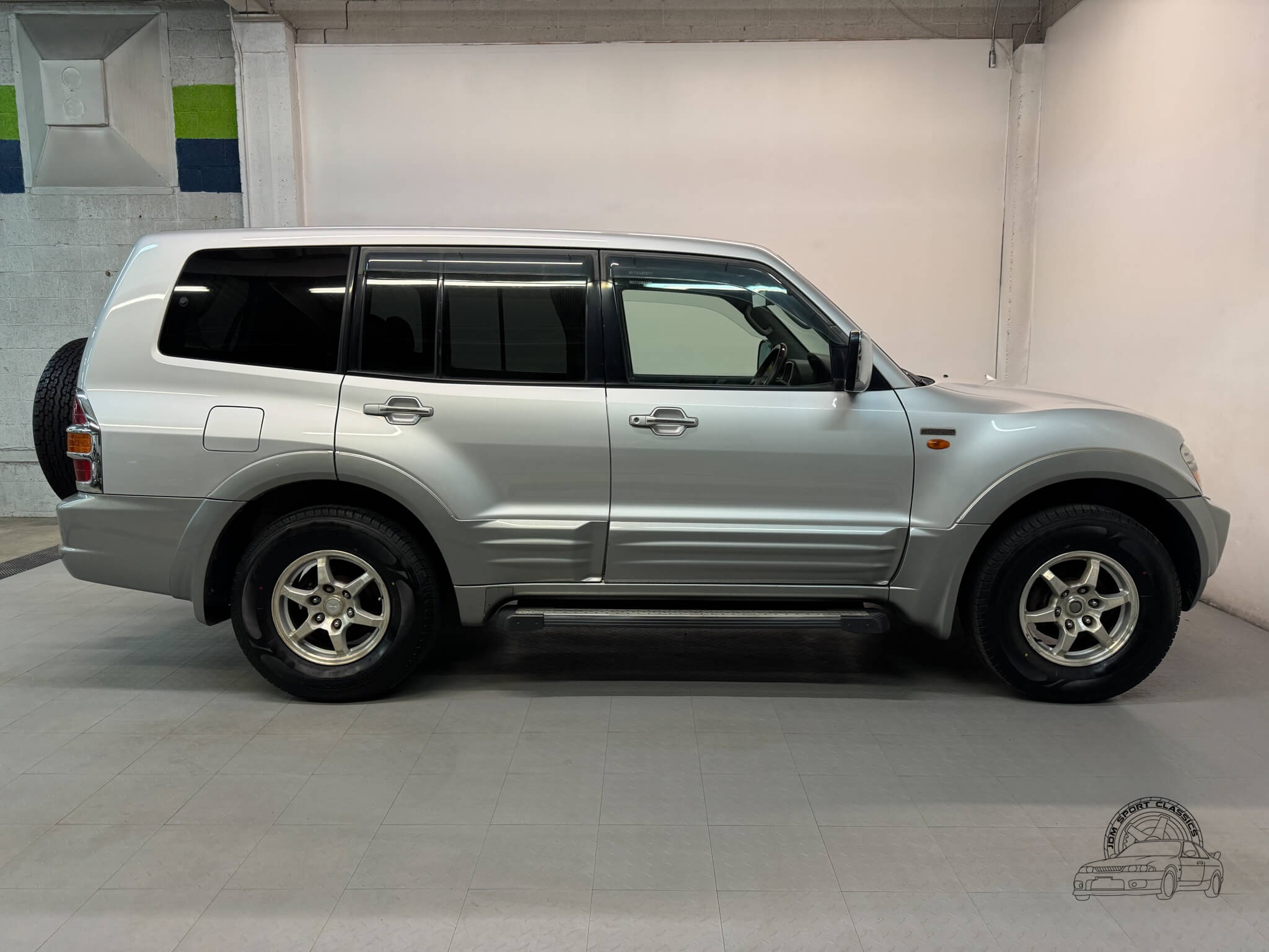 2000 Mitsubishi Pajero Super Exceed GDI