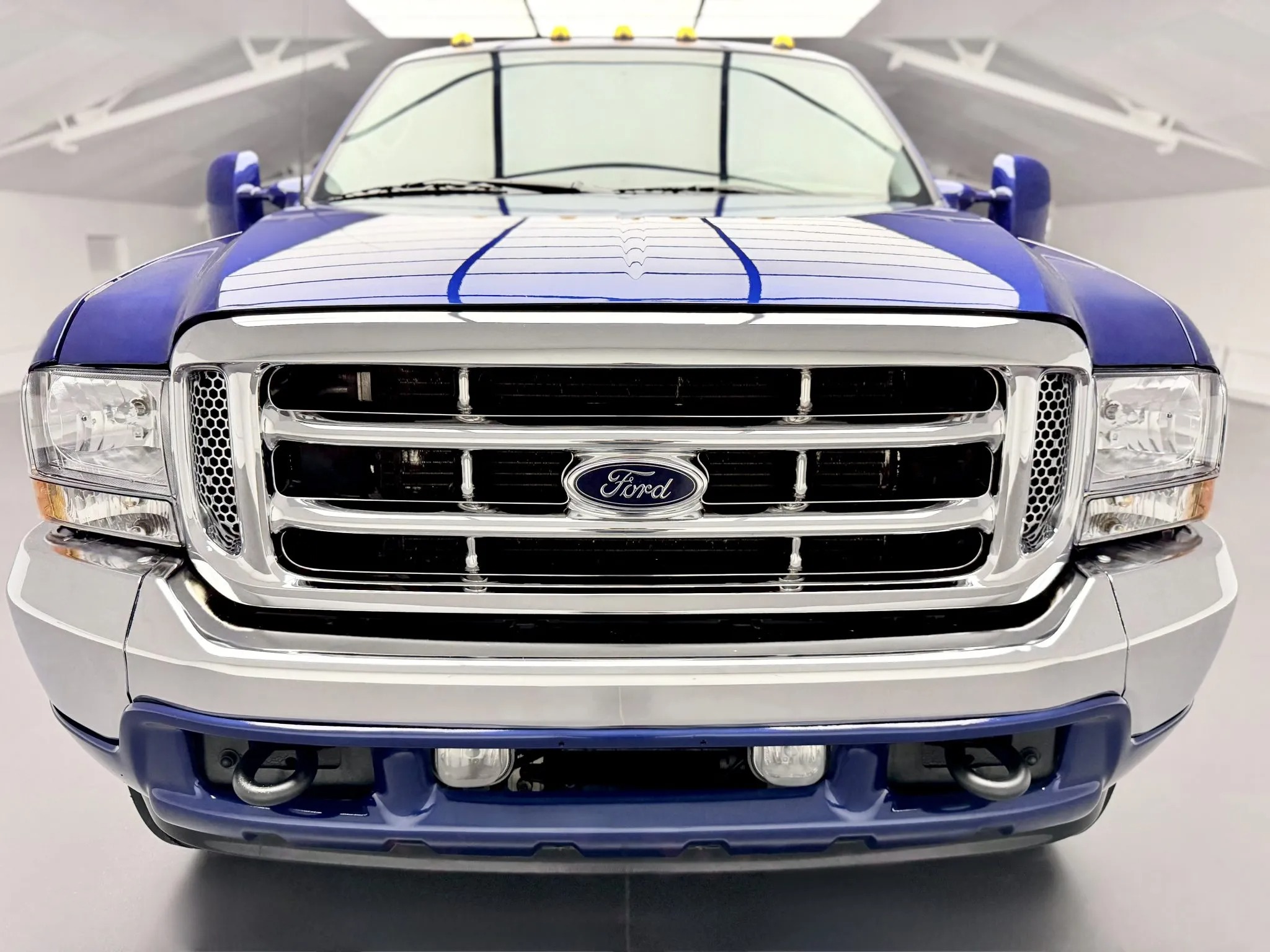 2003 Ford F-550 Fontaine Classic Traveler