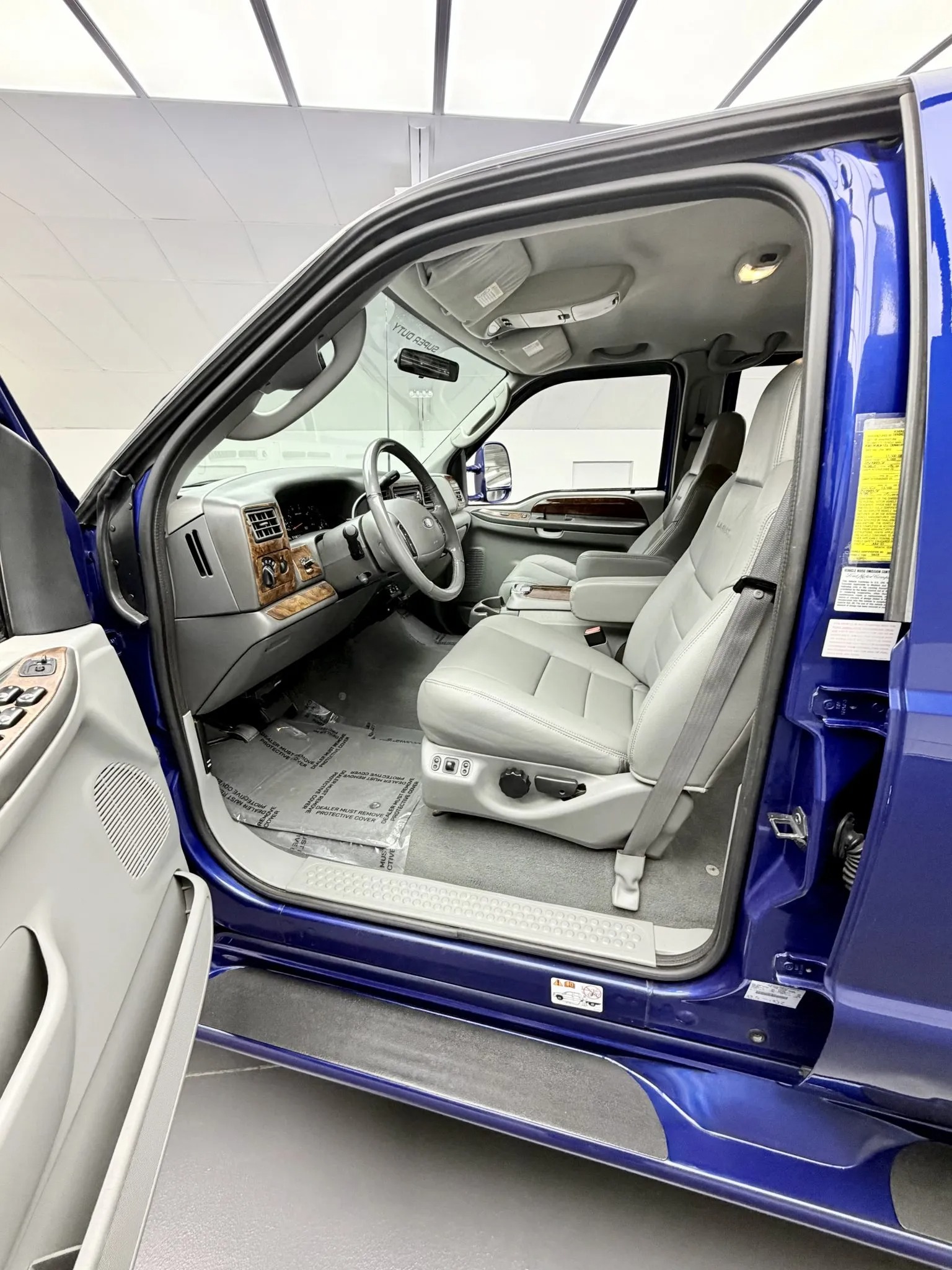 2003 Ford F-550 Fontaine Classic Traveler