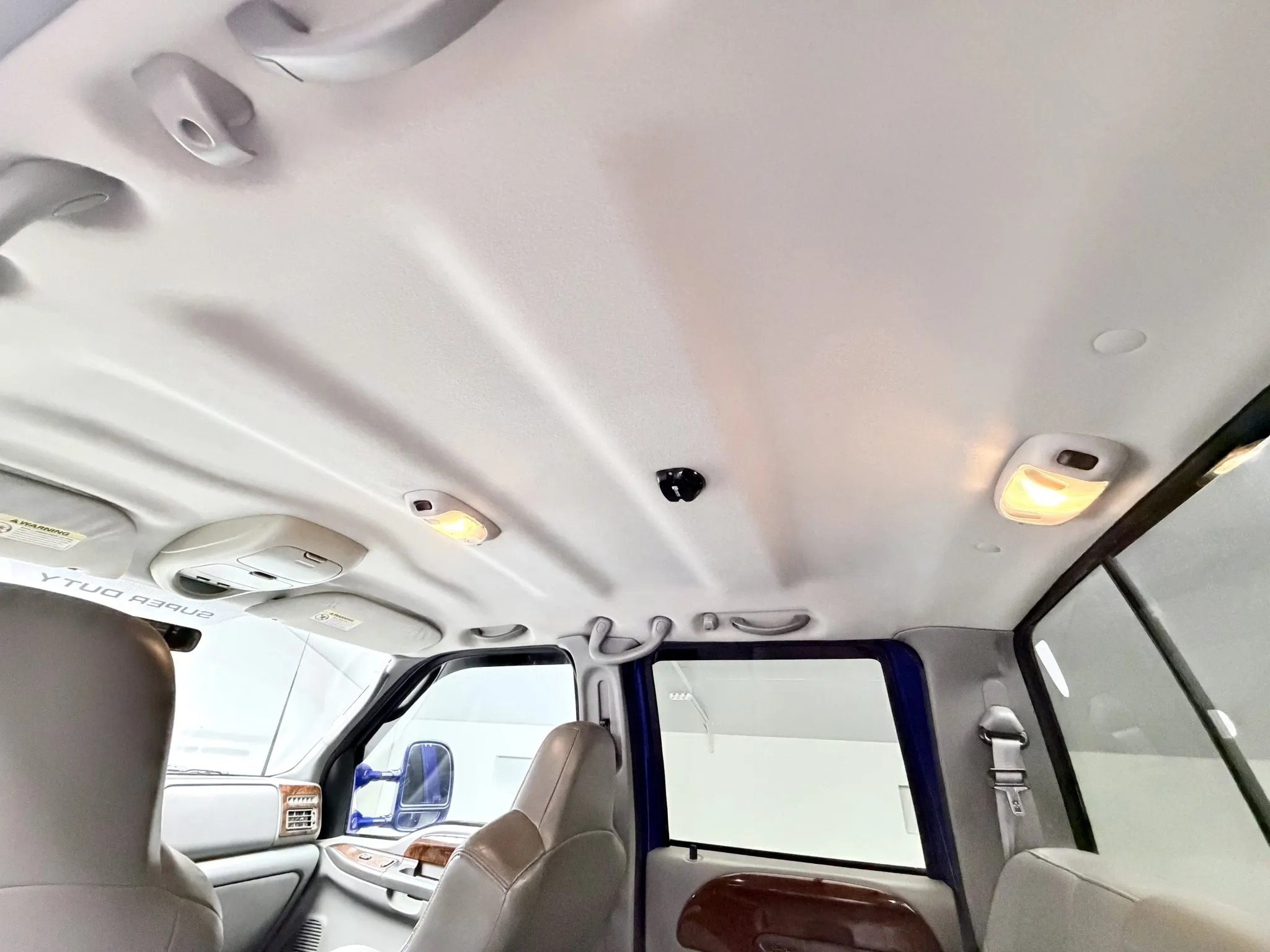 2003 Ford F-550 Fontaine Classic Traveler