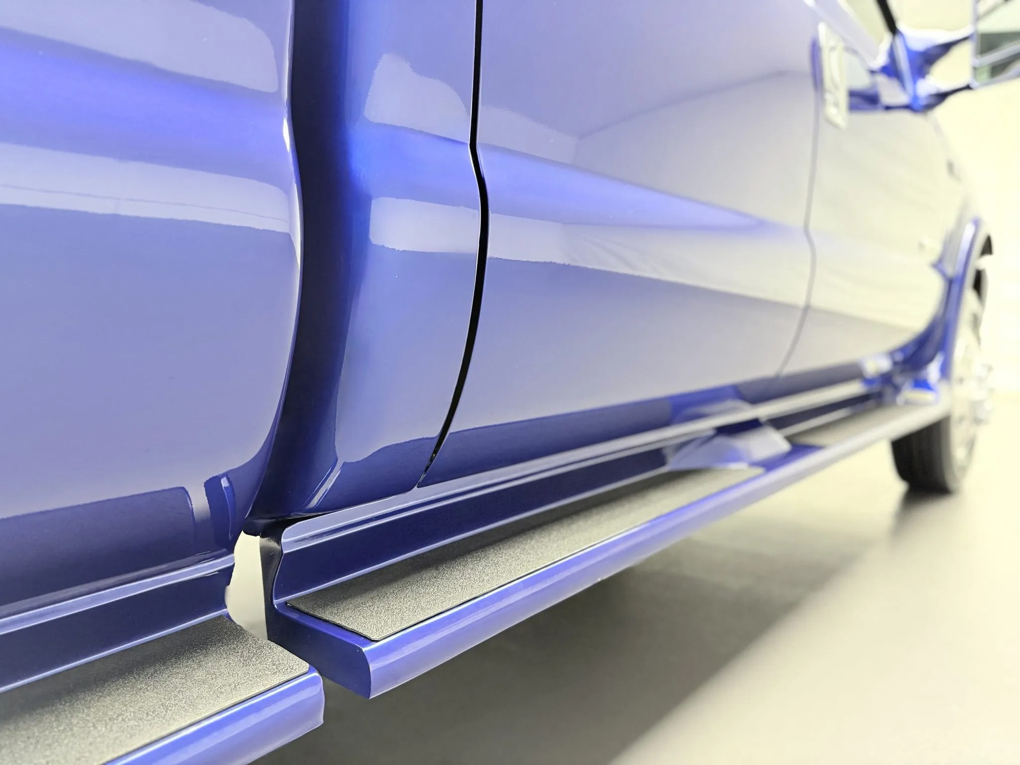 2003 Ford F-550 Fontaine Classic Traveler