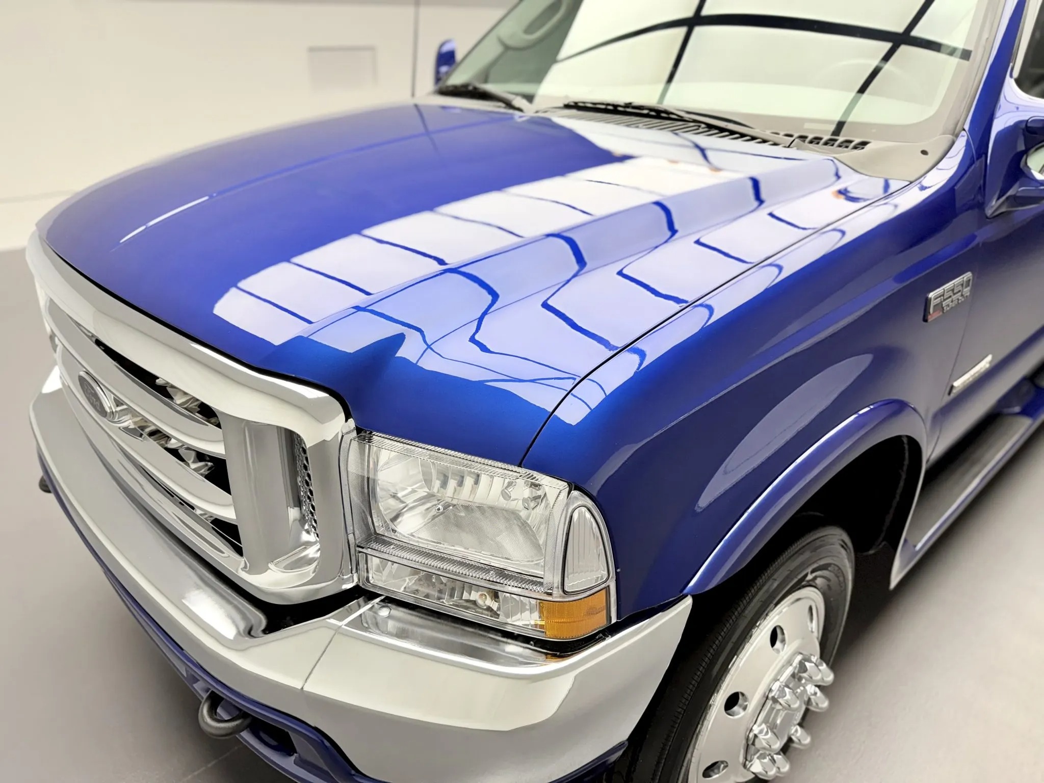 2003 Ford F-550 Fontaine Classic Traveler