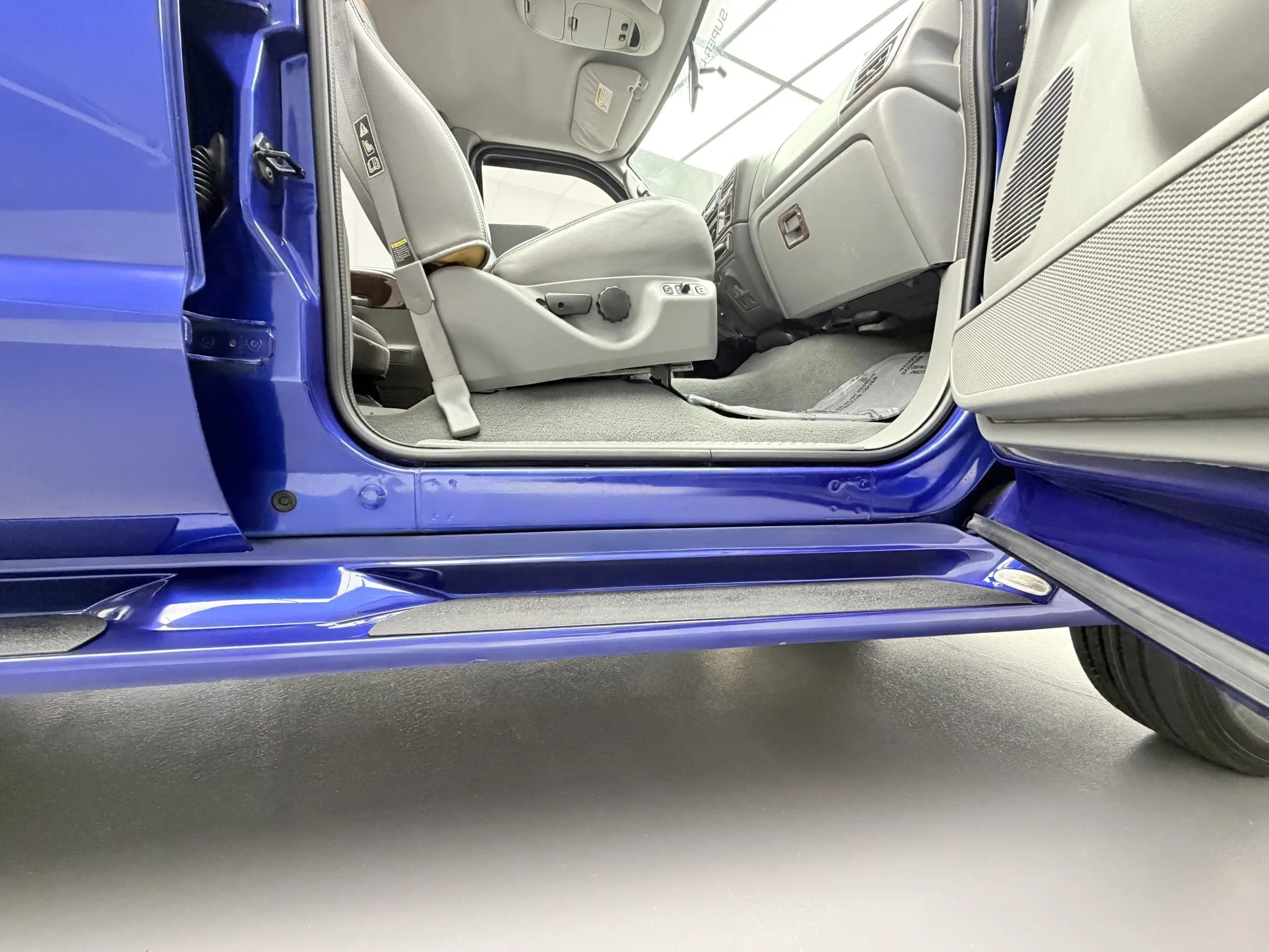 2003 Ford F-550 Fontaine Classic Traveler