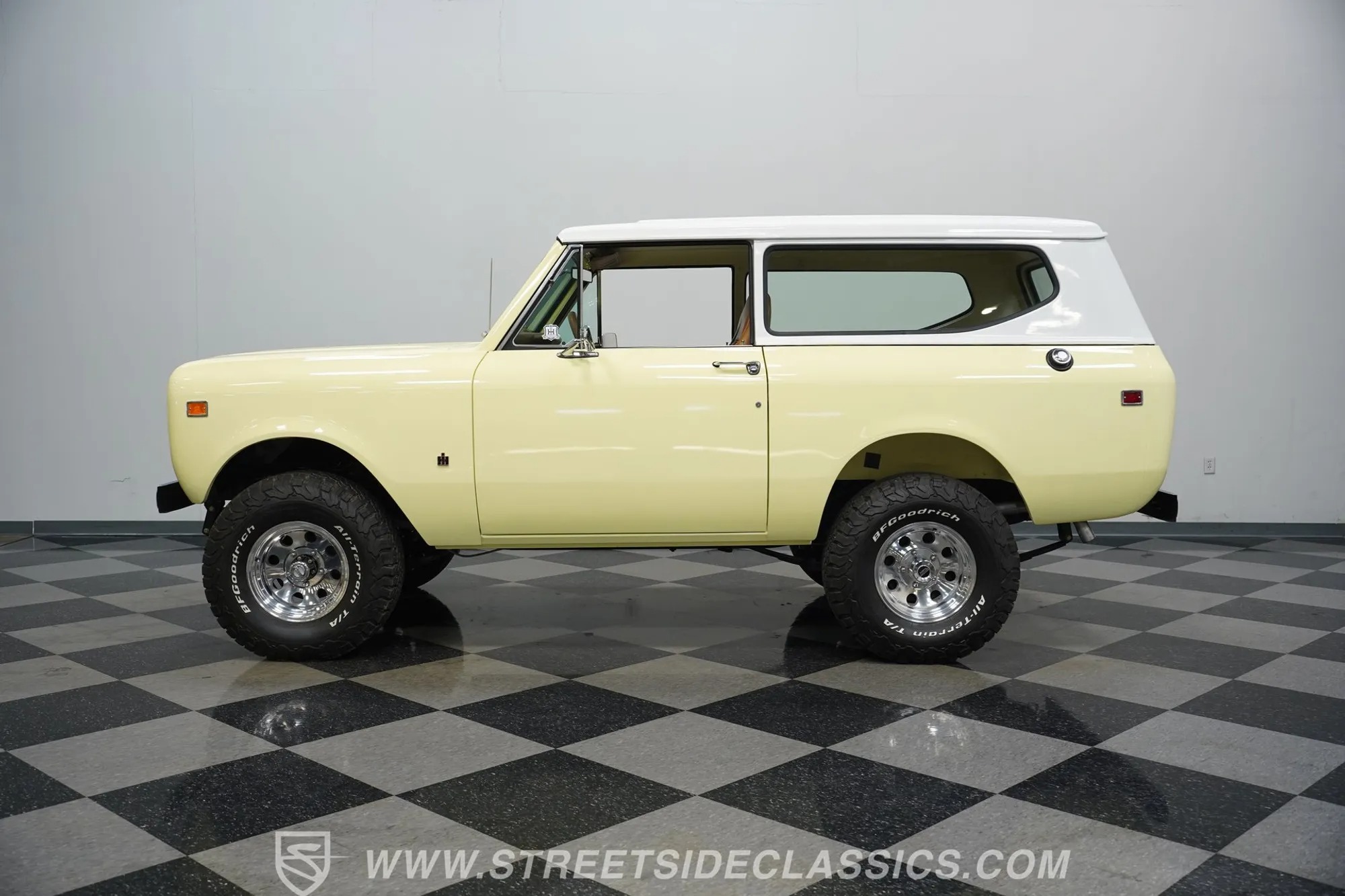 1975 International Scout II 4x4 - 2