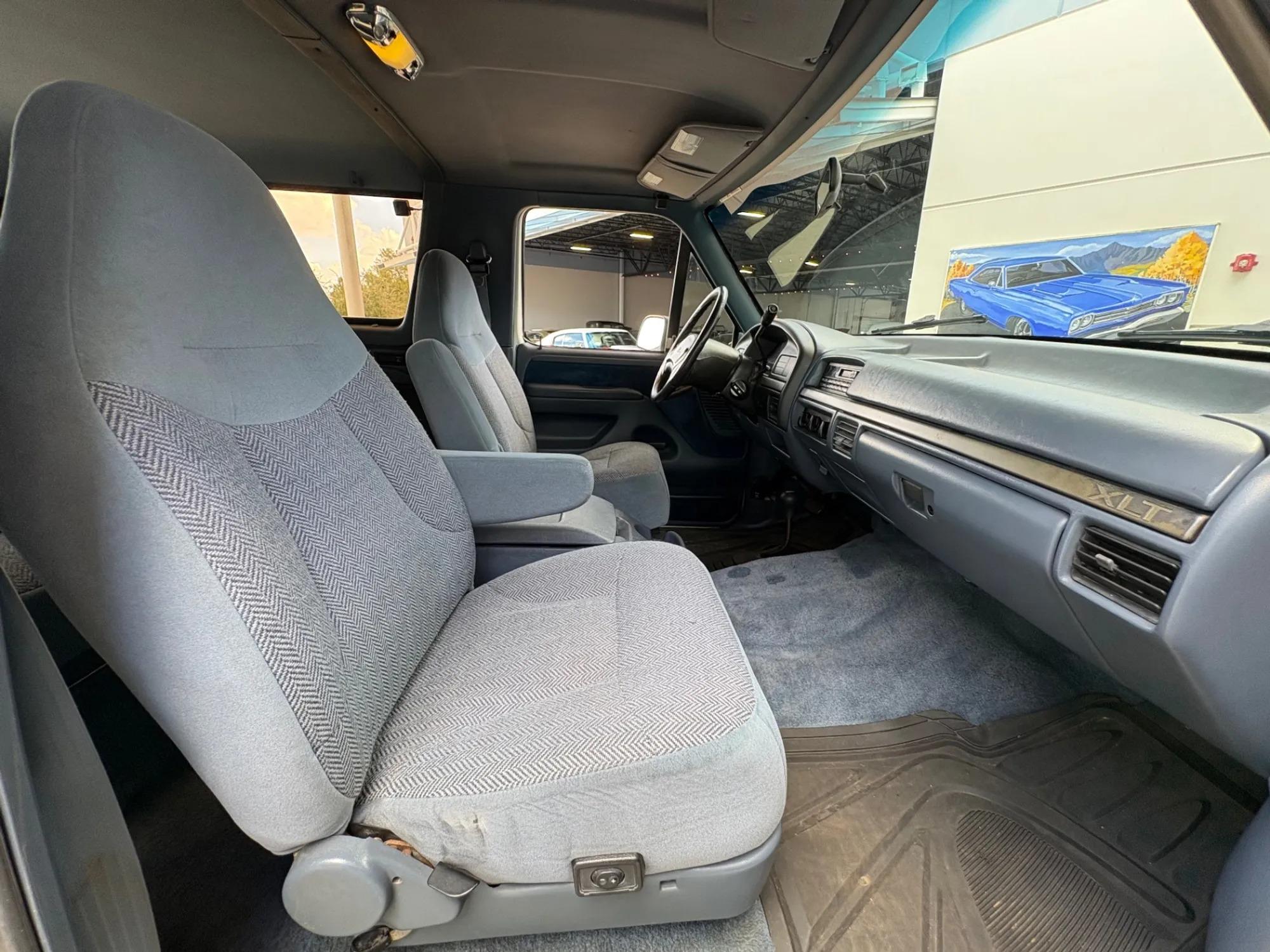 1993 Ford Bronco XLT
