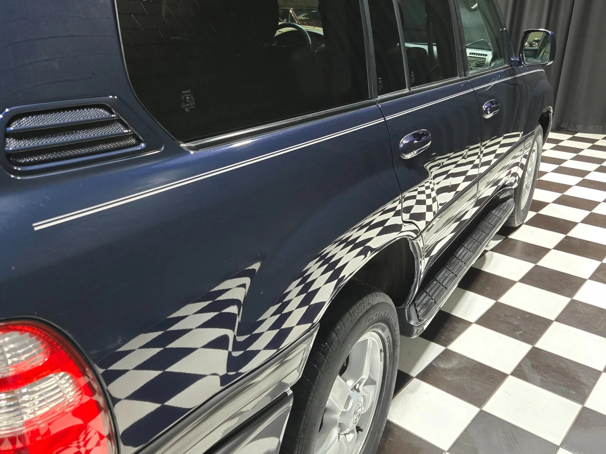 2004 Toyota Land Cruiser