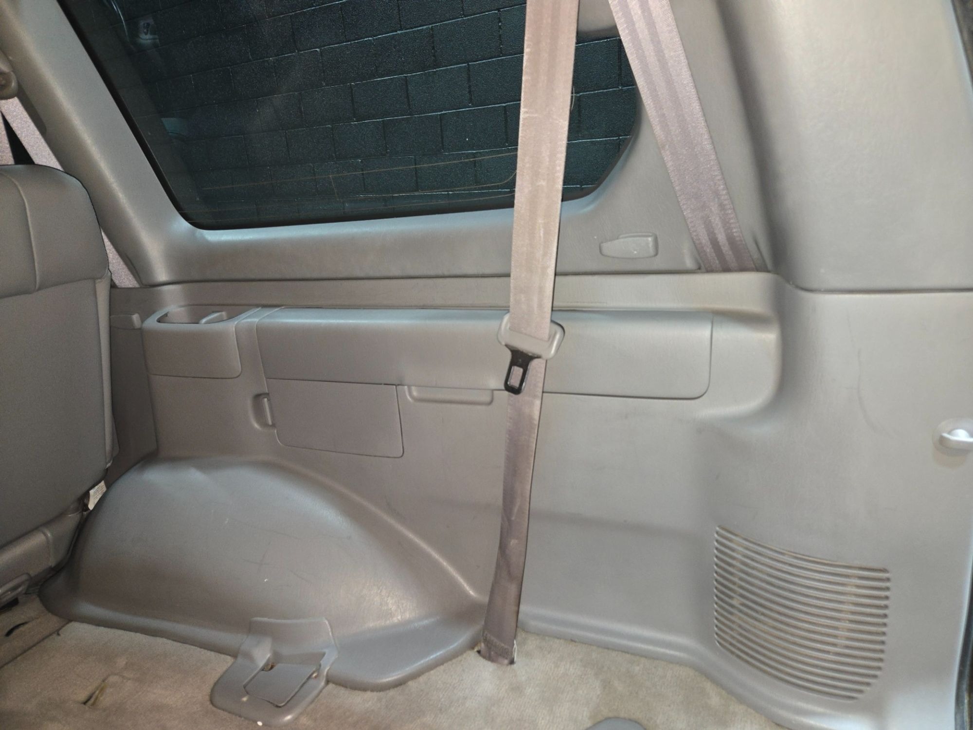 2004 Toyota Land Cruiser