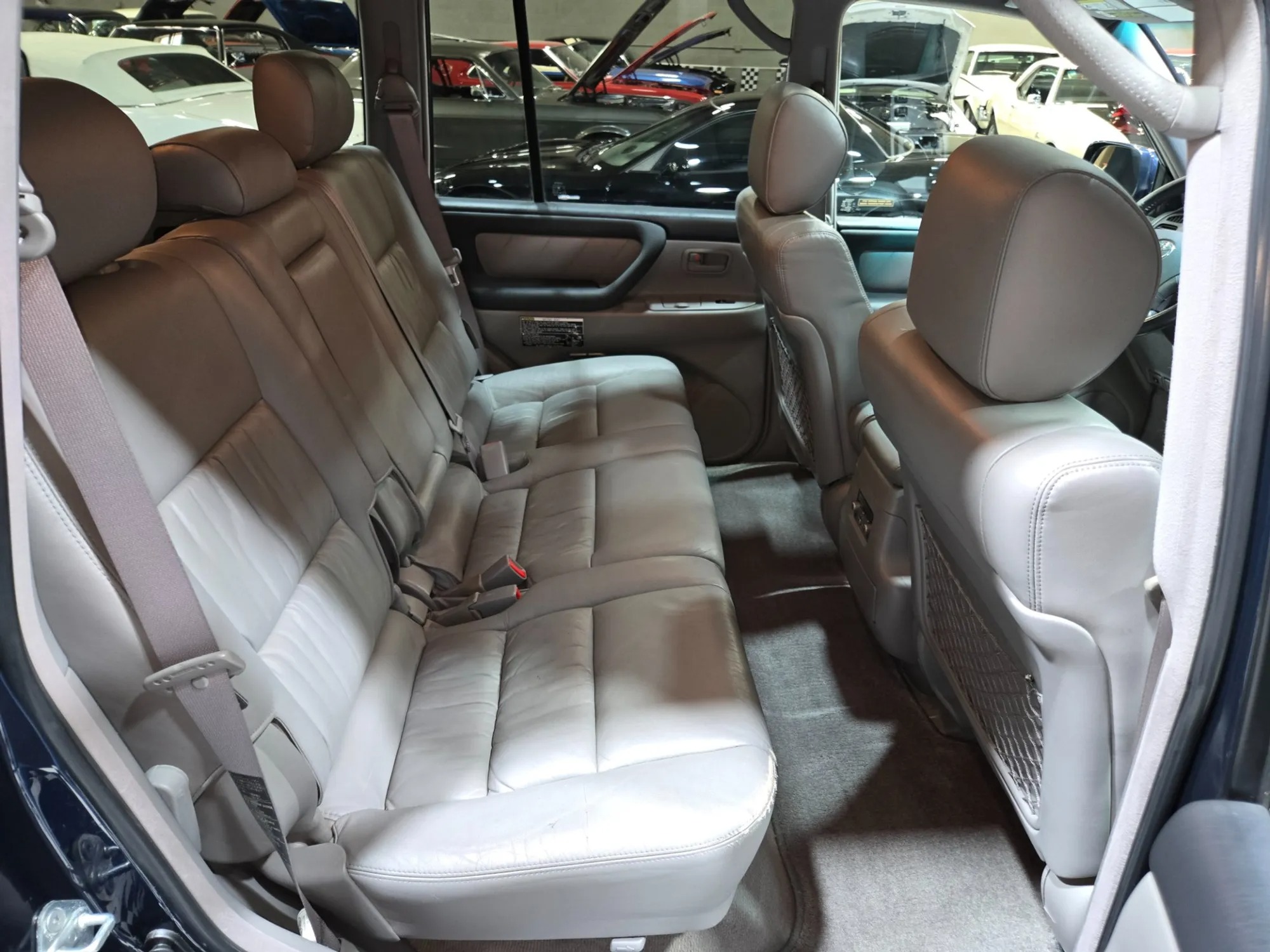 2004 Toyota Land Cruiser