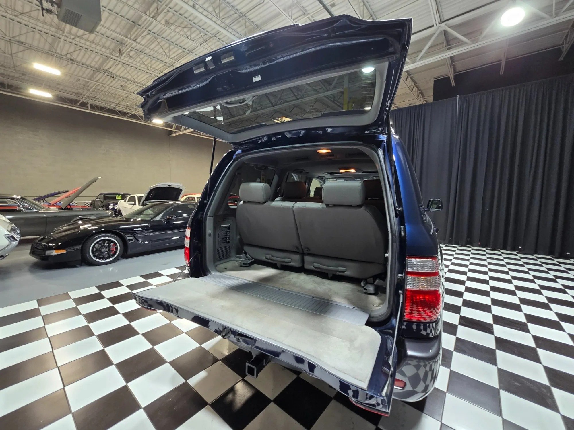 2004 Toyota Land Cruiser