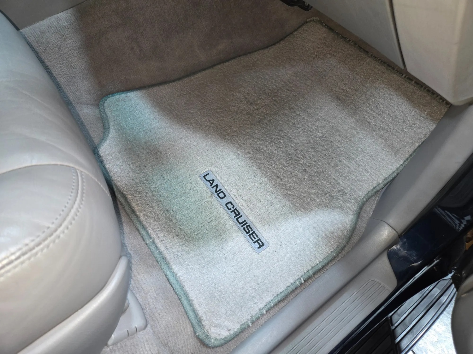 2004 Toyota Land Cruiser