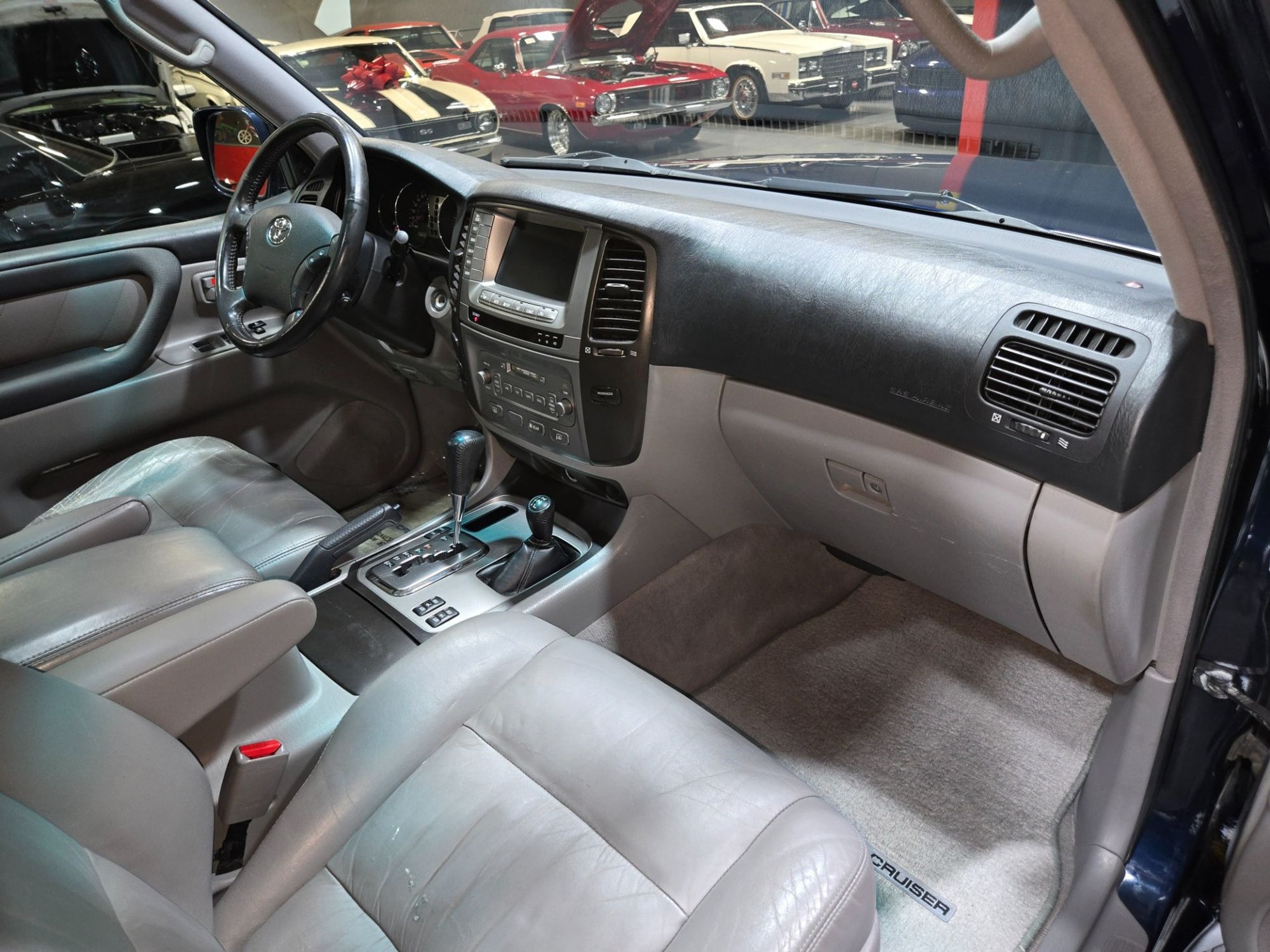 2004 Toyota Land Cruiser