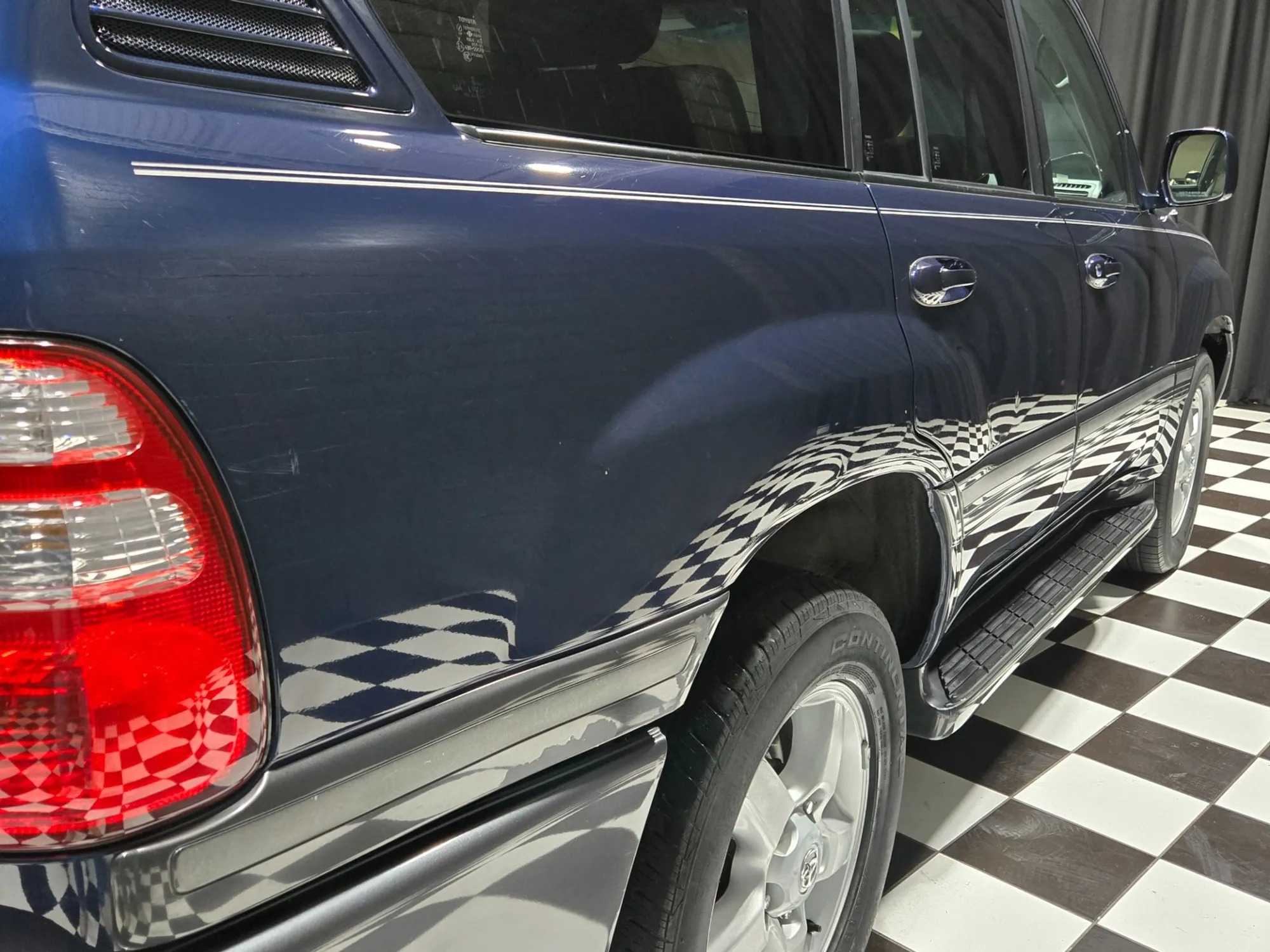 2004 Toyota Land Cruiser