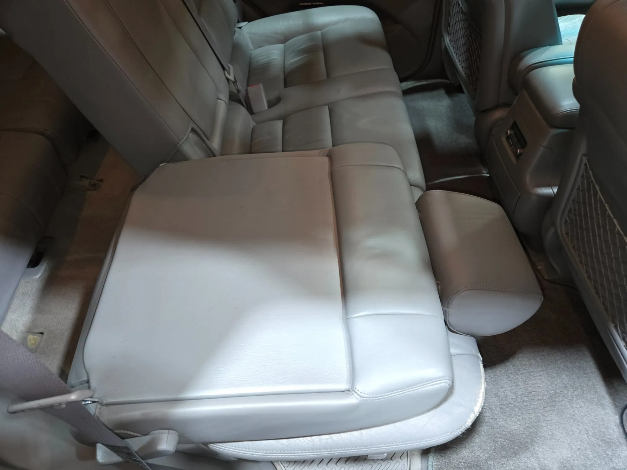 2004 Toyota Land Cruiser